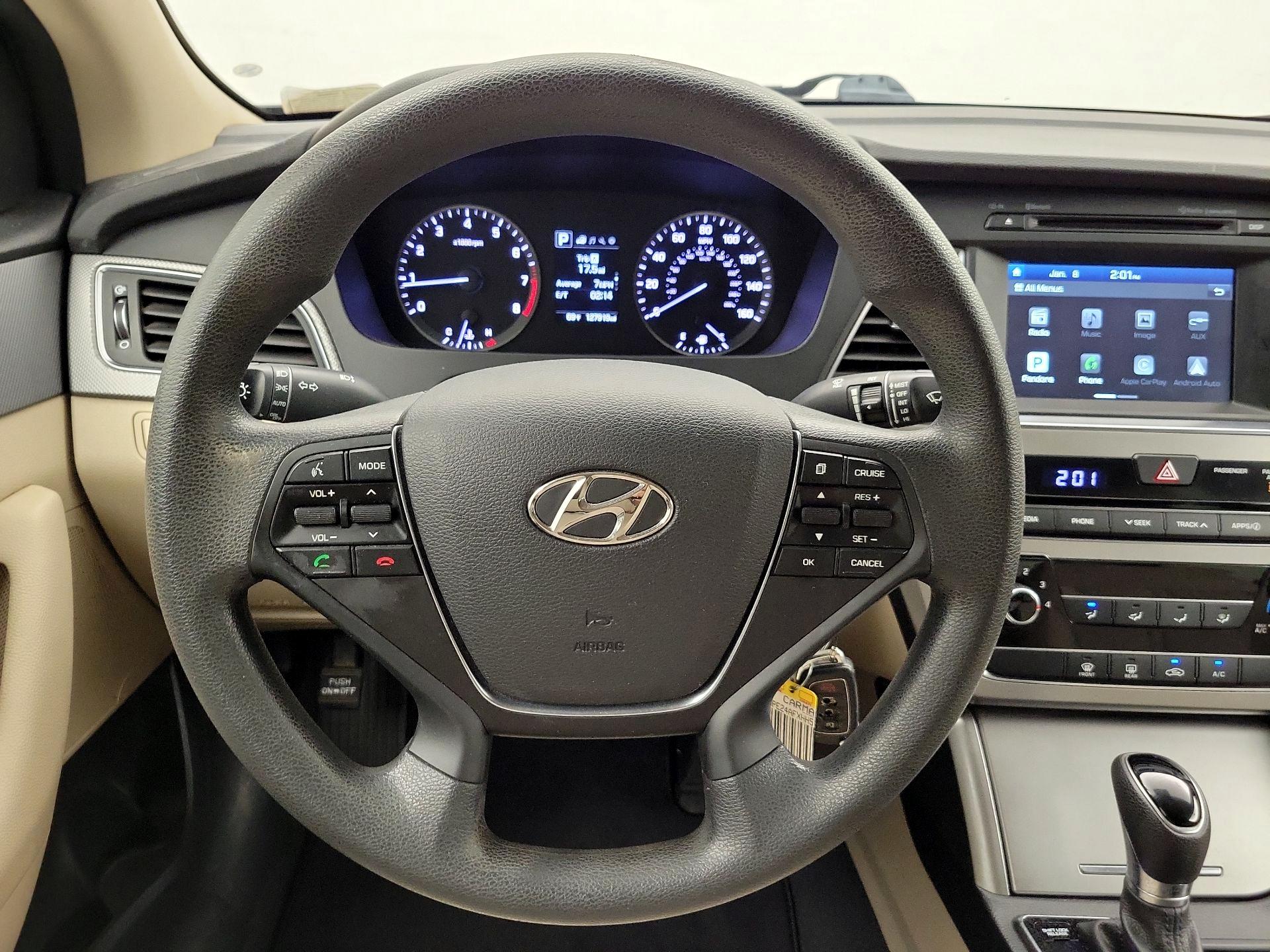 Thumbnail: 2017 Hyundai Sonata - 10