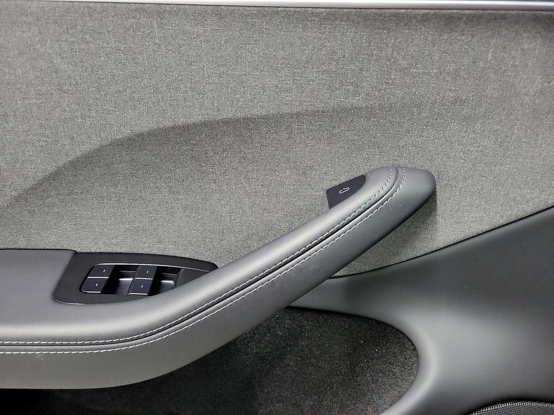 Thumbnail: 2025 Tesla Model 3 - 10