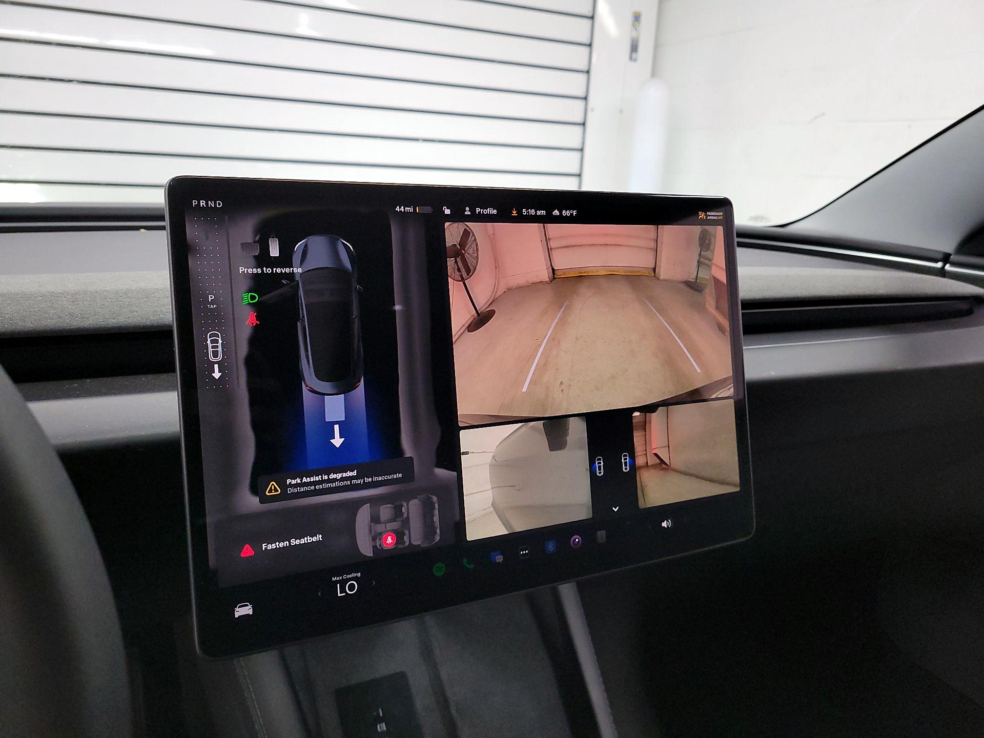 Thumbnail: 2025 Tesla Model 3 - 12