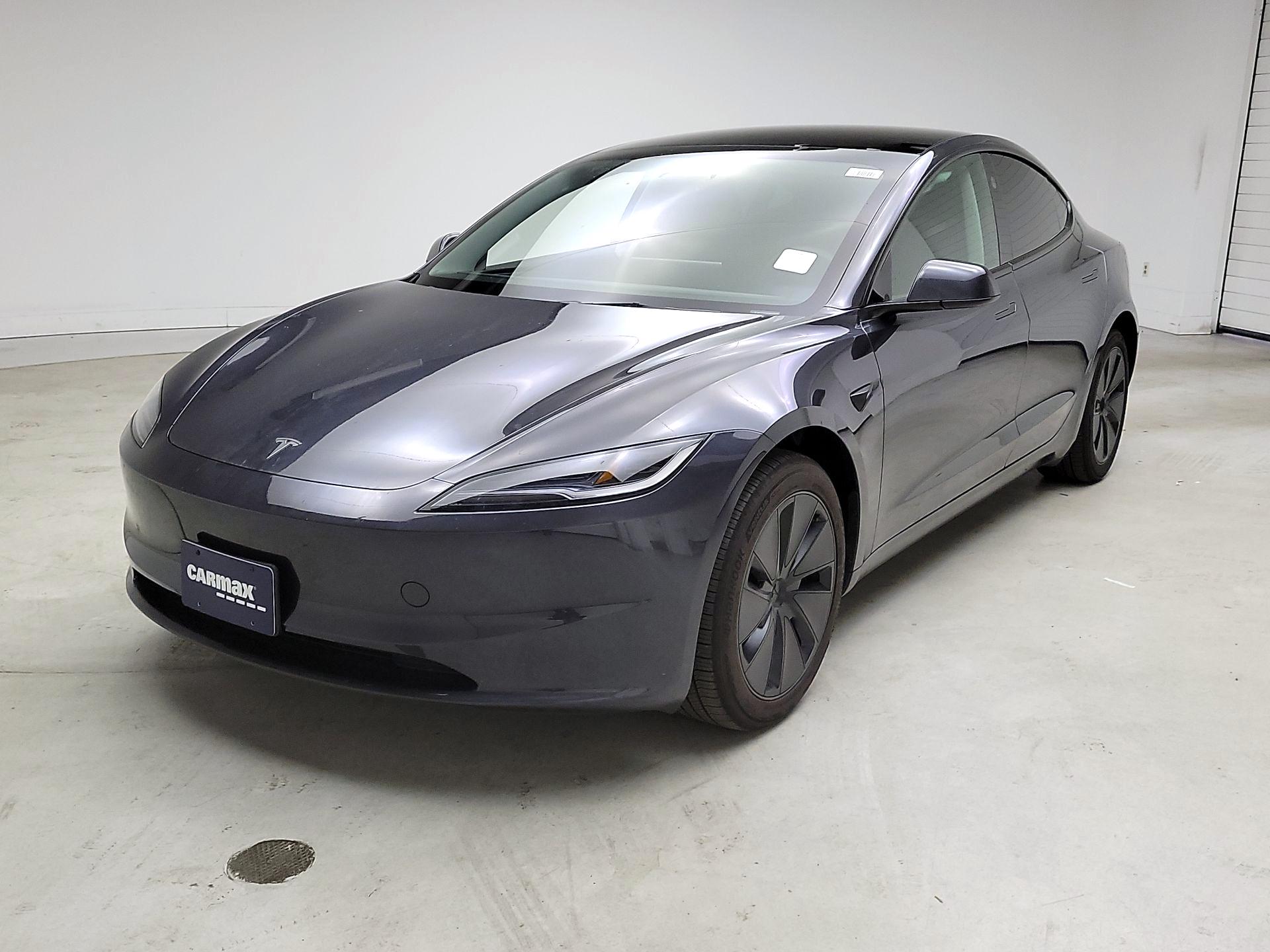 Thumbnail: 2025 Tesla Model 3 - 3