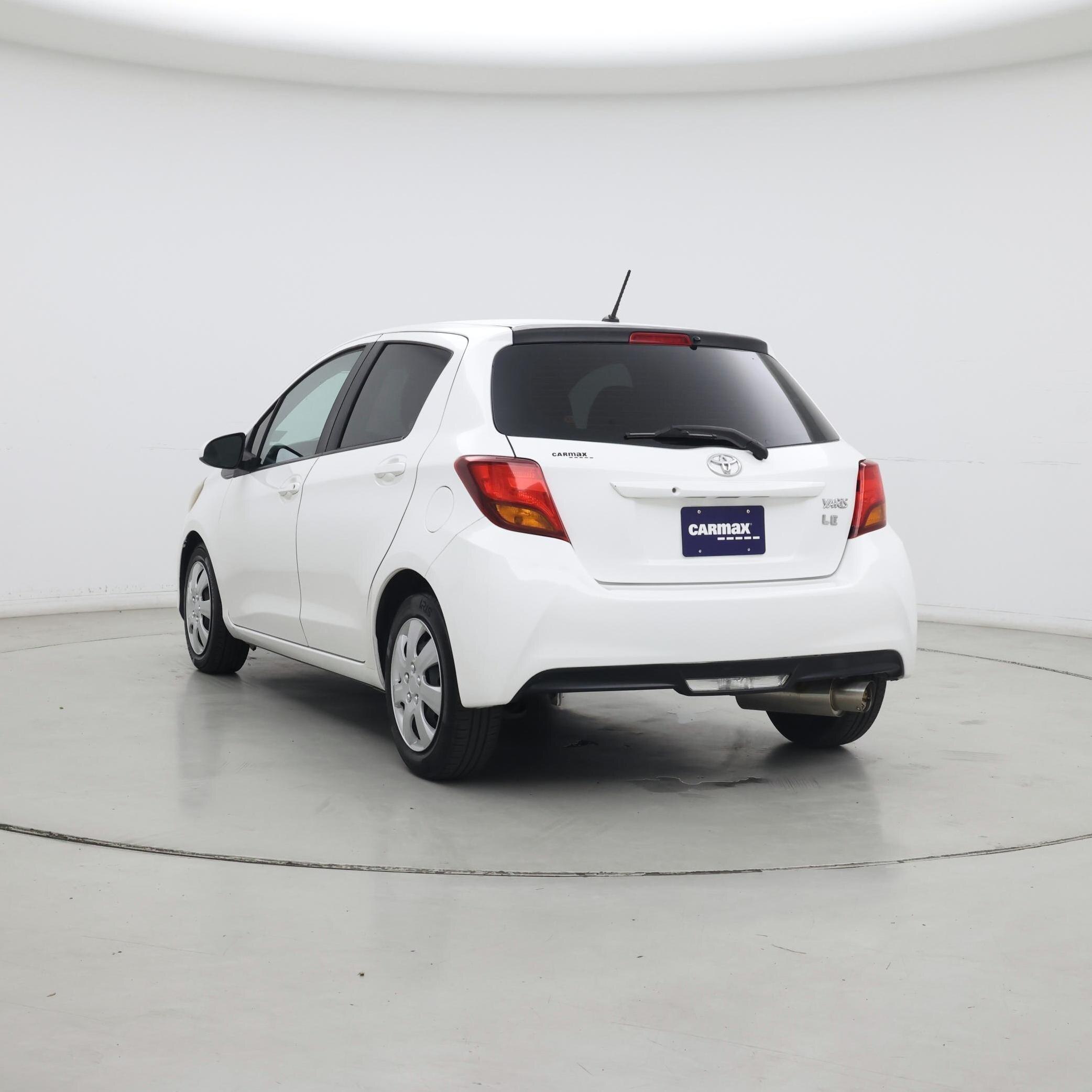 Thumbnail: 2015 Toyota Yaris - 2