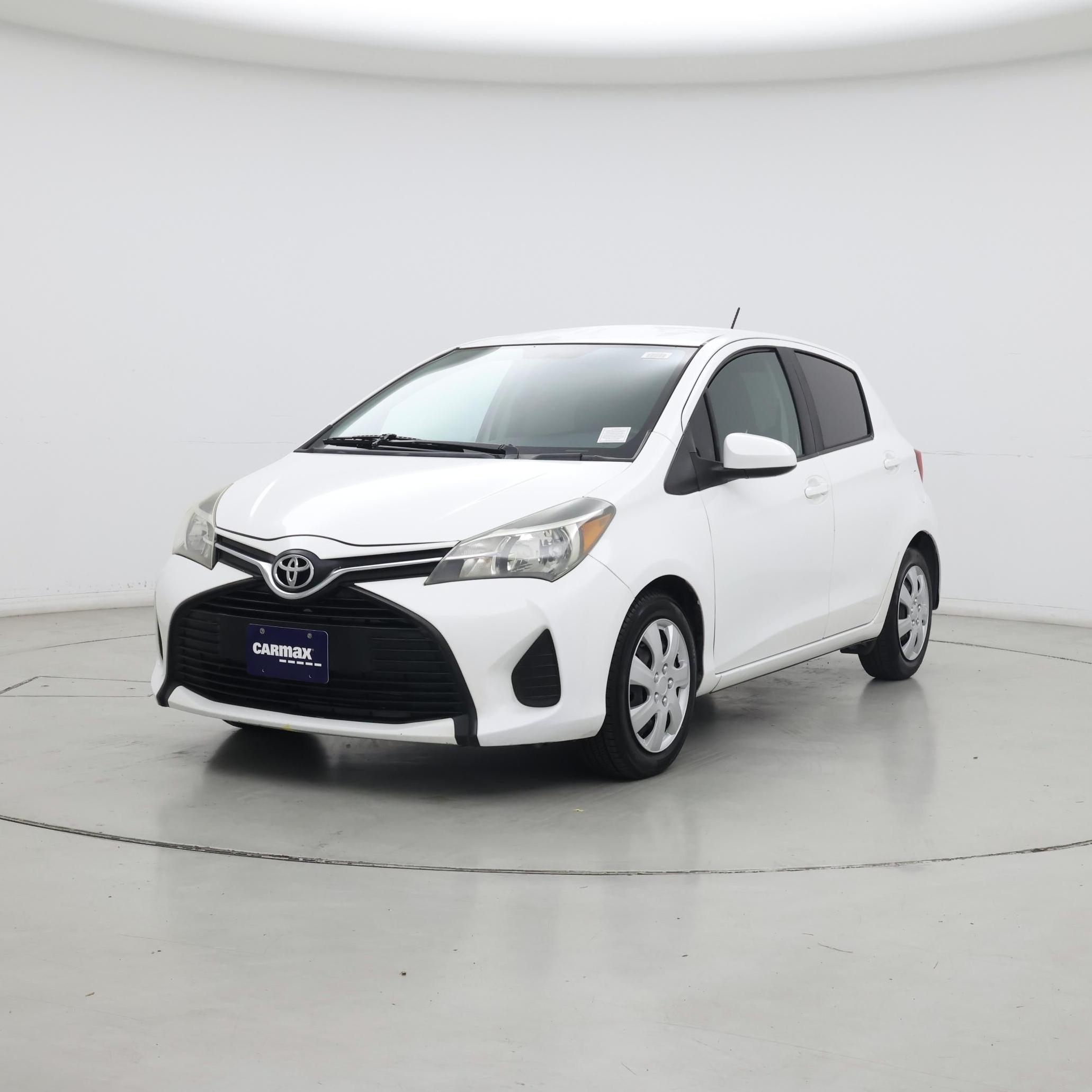 Thumbnail: 2015 Toyota Yaris - 4