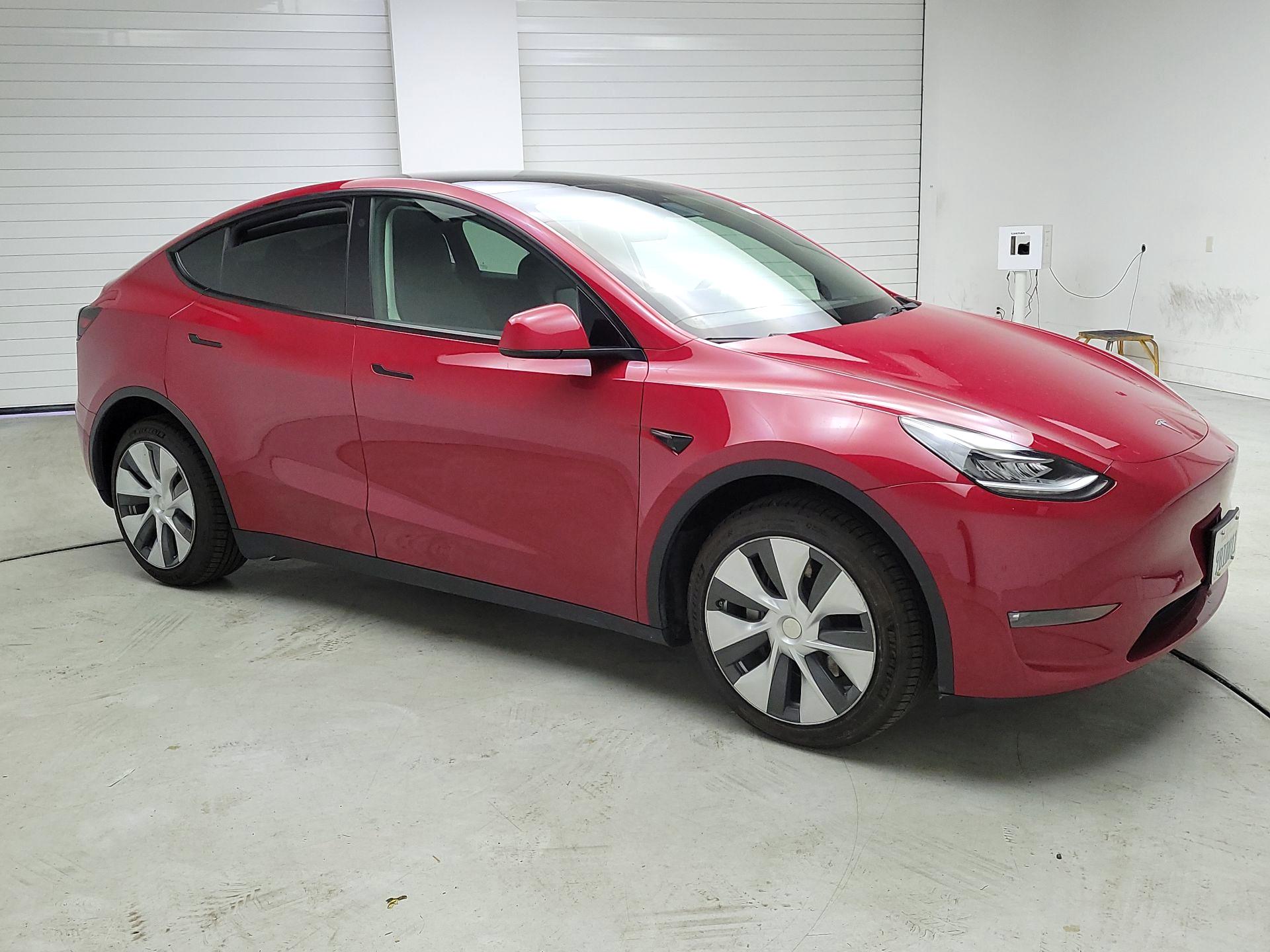 Thumbnail: 2022 Tesla Model Y - 1