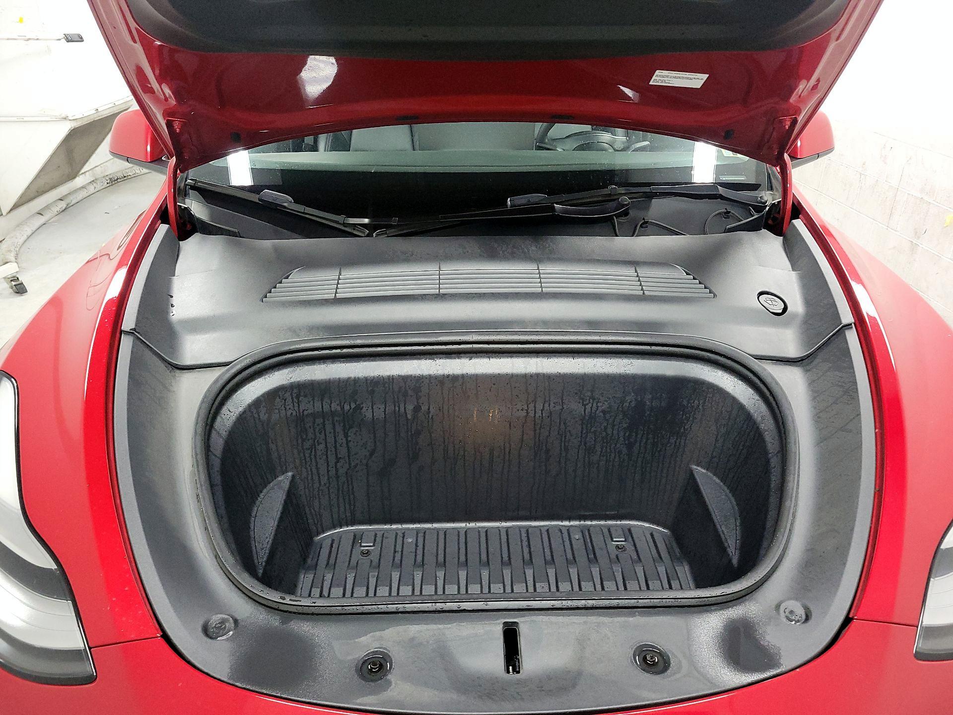 Thumbnail: 2022 Tesla Model Y - 19