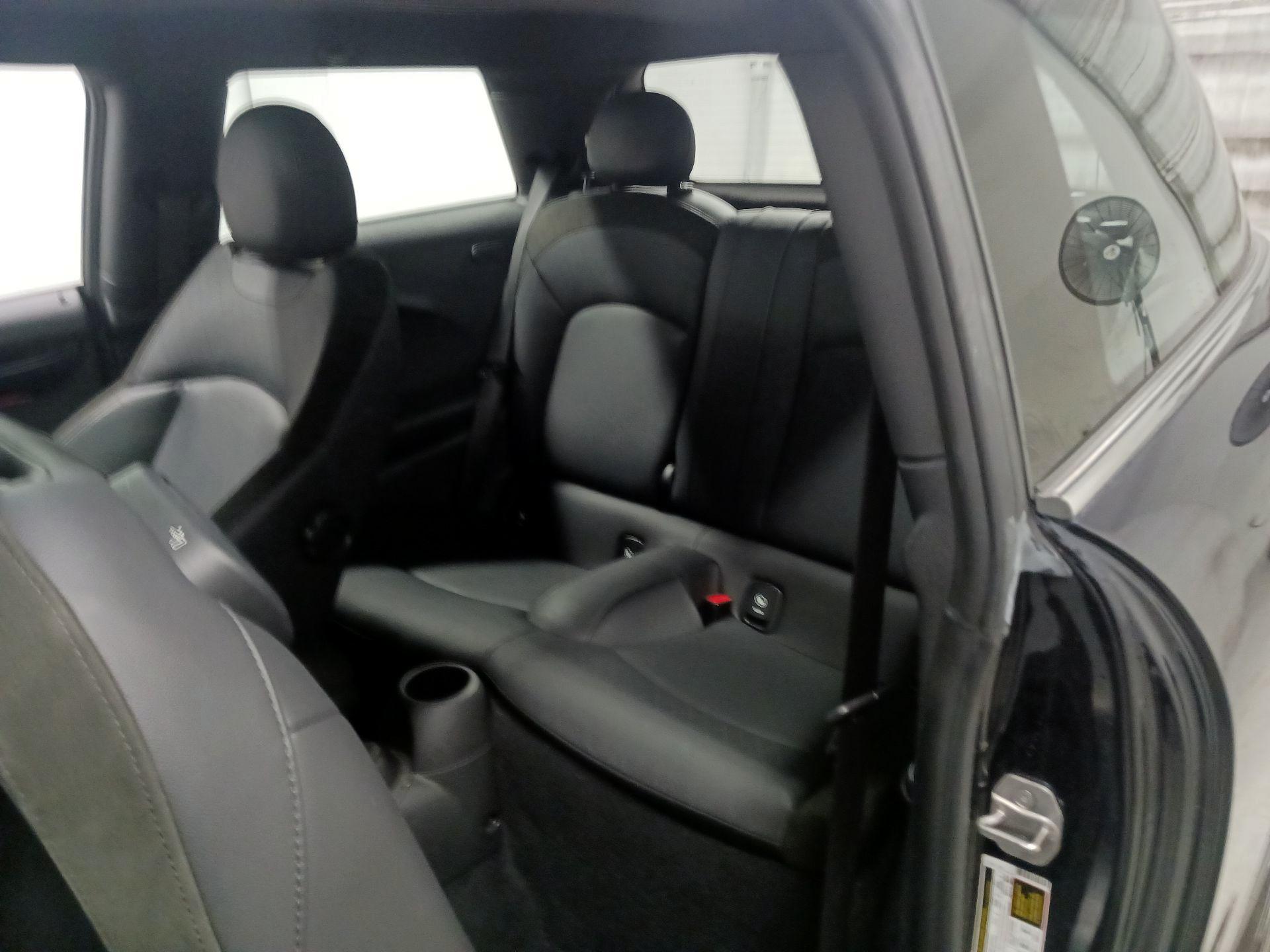 Thumbnail: 2022 MINI Cooper Hardtop - 19