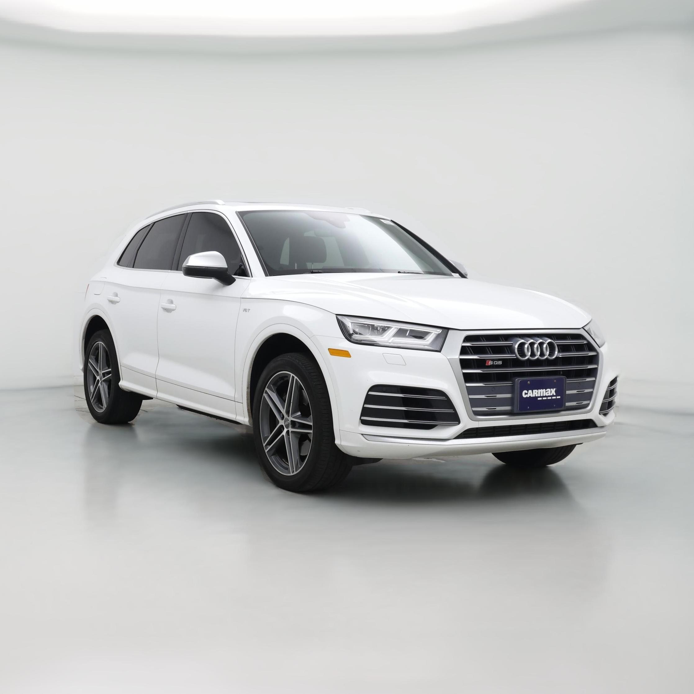 Thumbnail: 2018 Audi SQ5 - 1