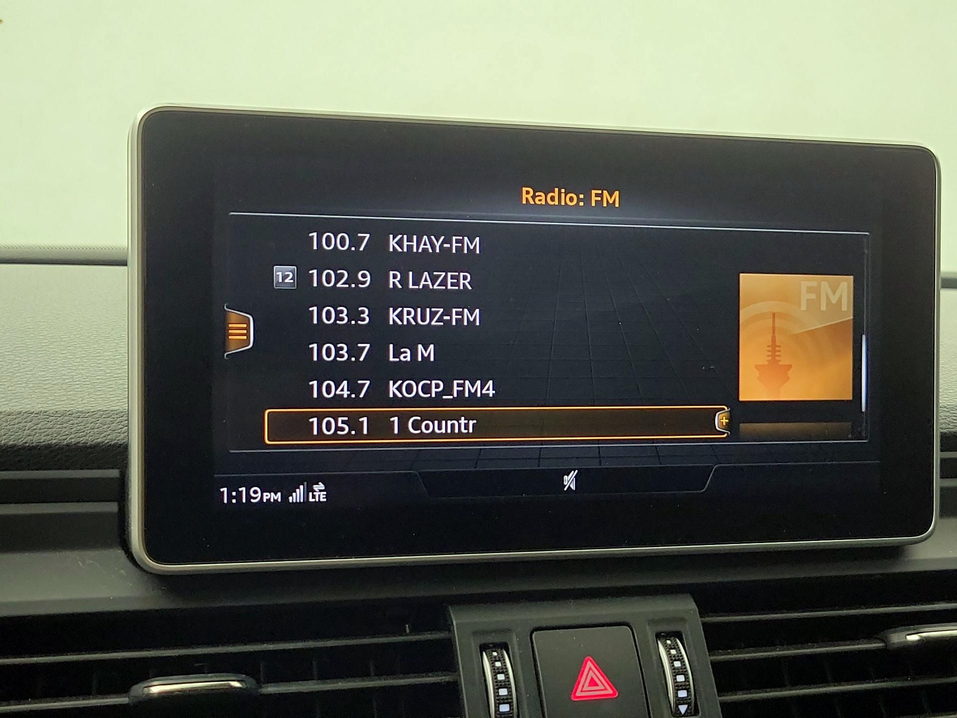 Thumbnail: 2018 Audi SQ5 - 16