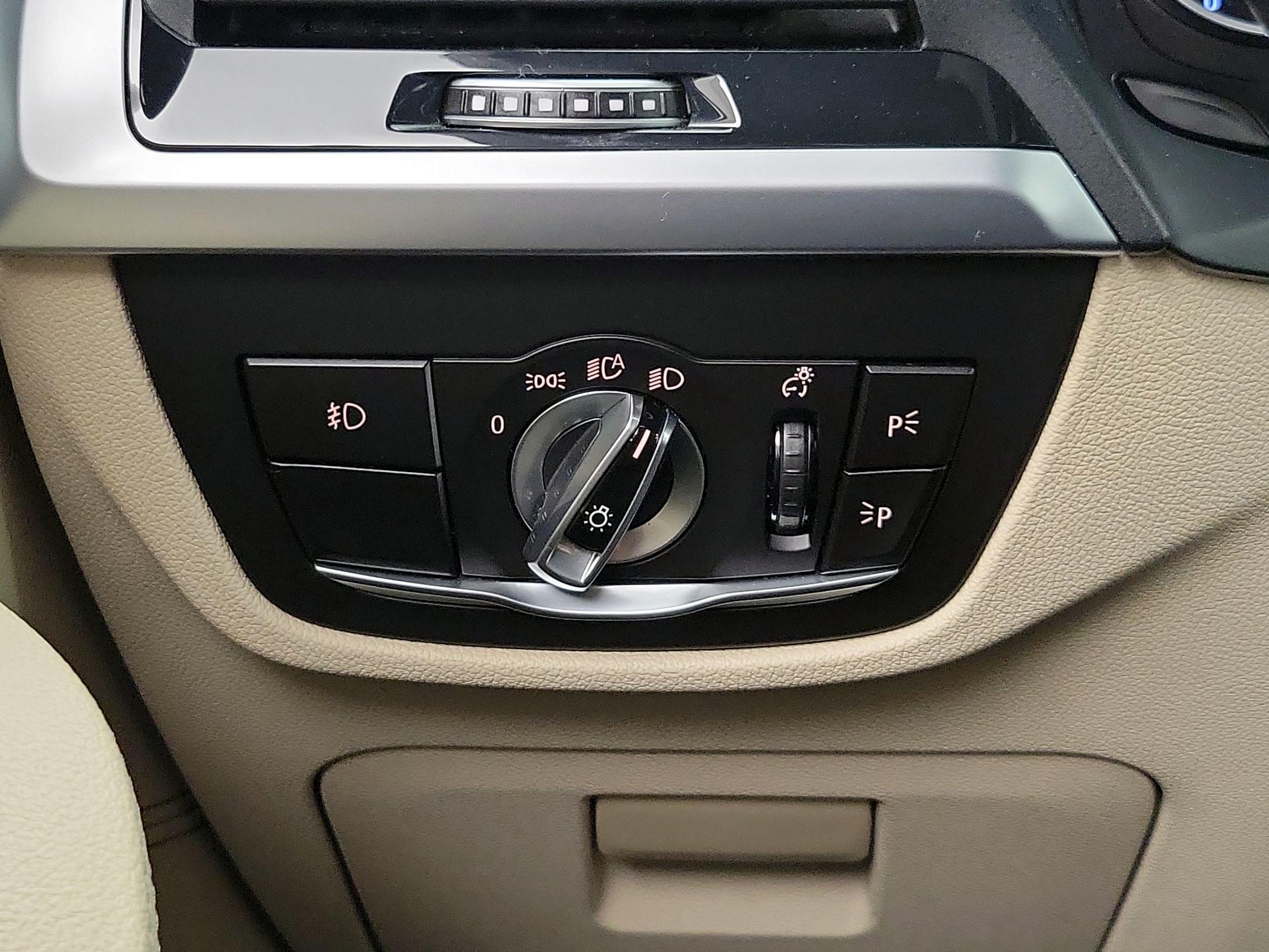 Thumbnail: 2019 BMW X3 - 13