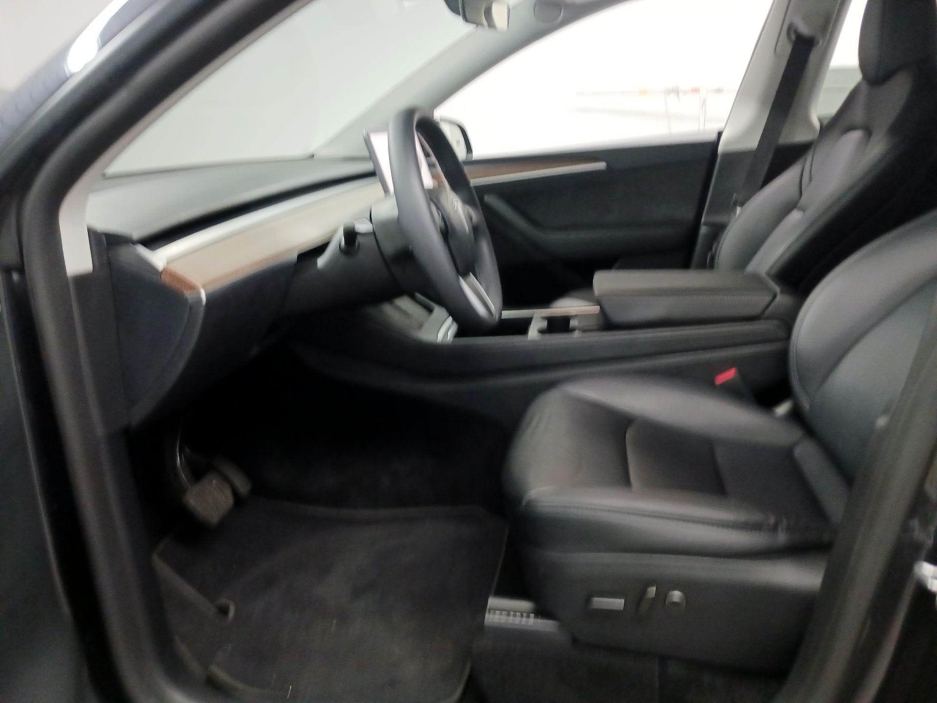 Thumbnail: 2024 Tesla Model Y - 9