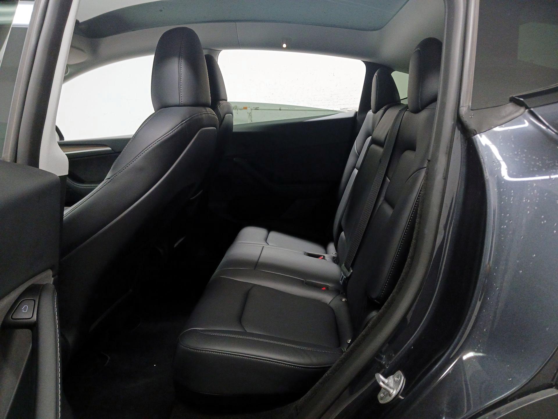 Thumbnail: 2024 Tesla Model Y - 17