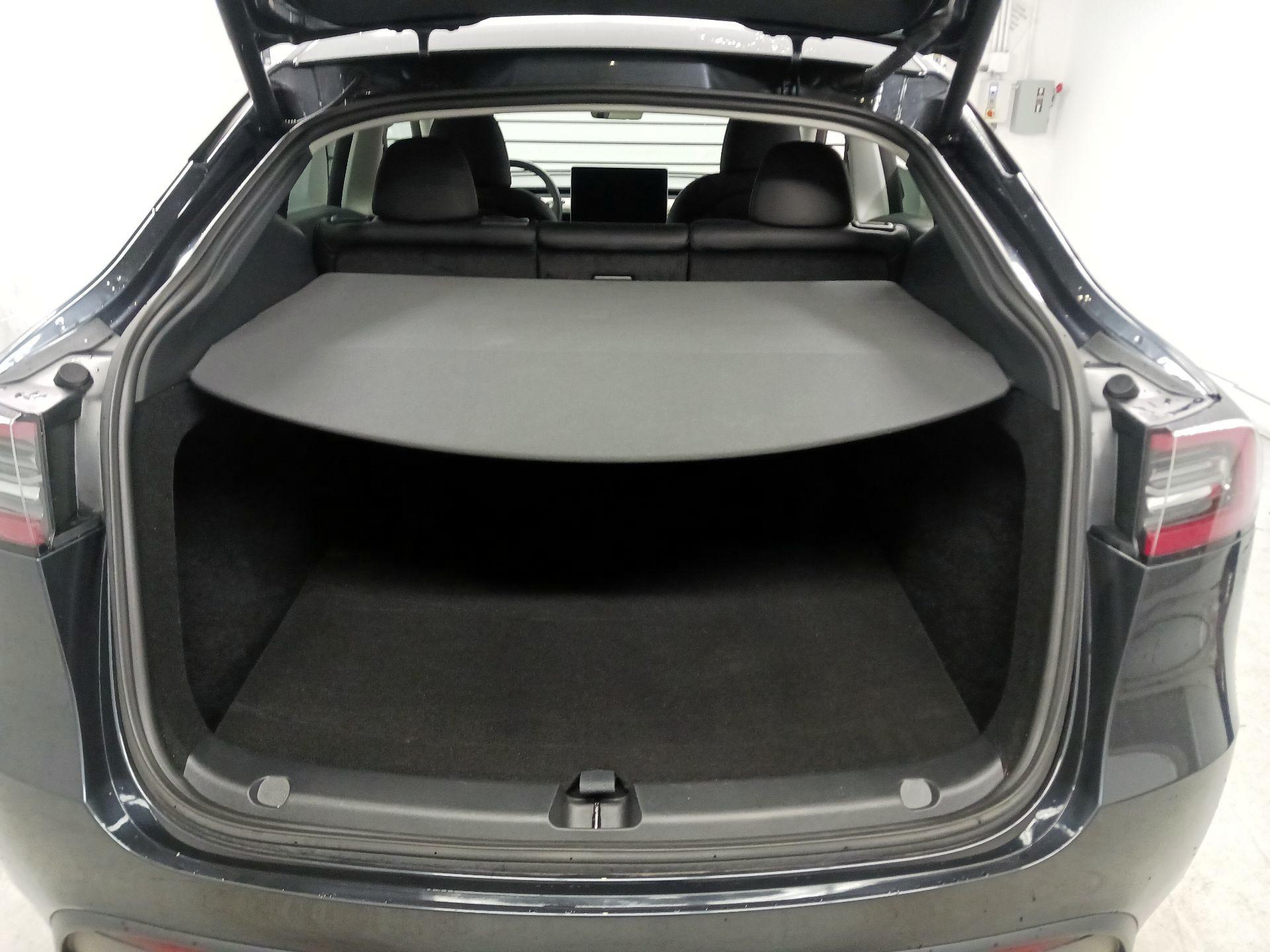 Thumbnail: 2024 Tesla Model Y - 18