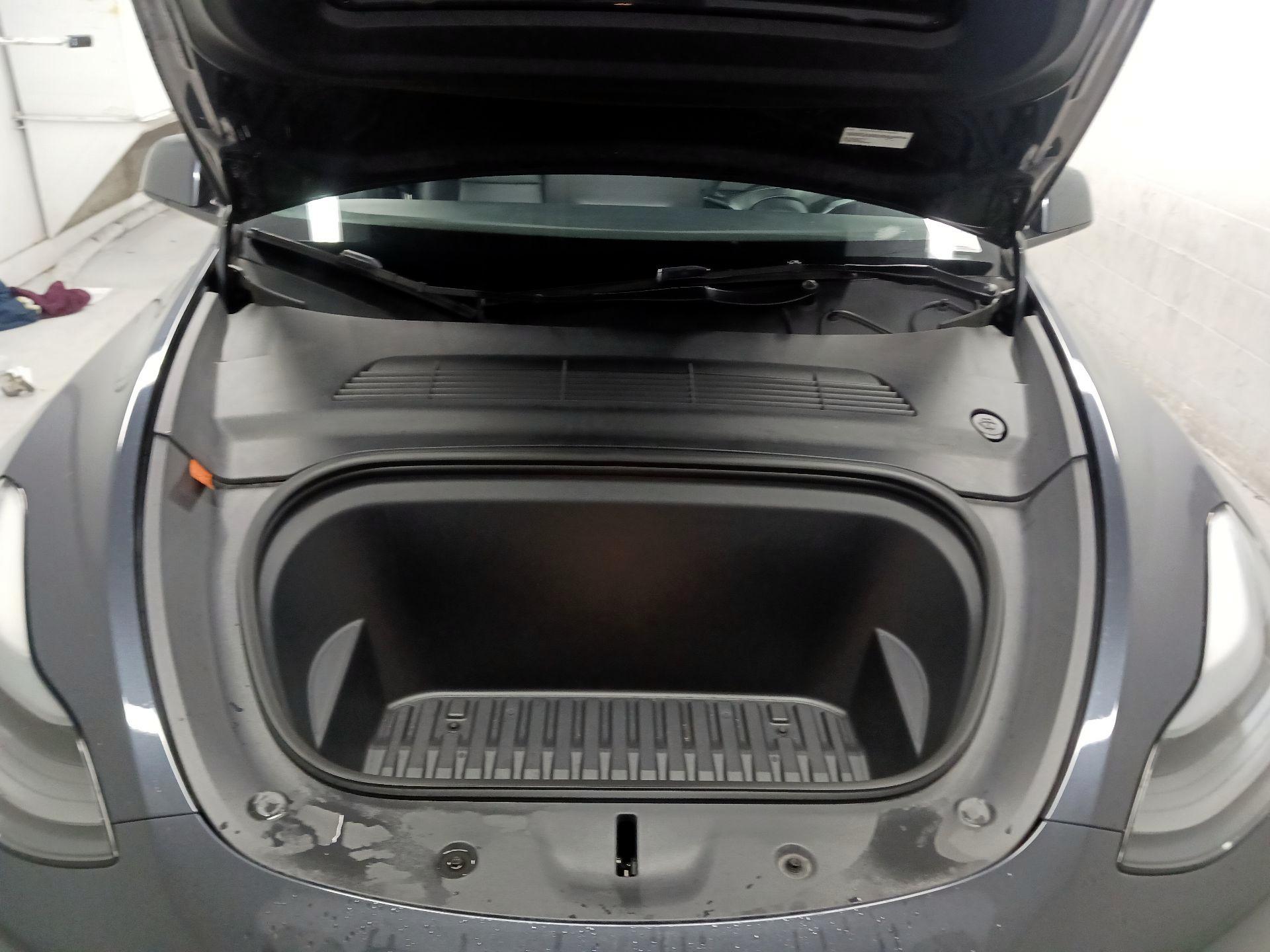 Thumbnail: 2024 Tesla Model Y - 19