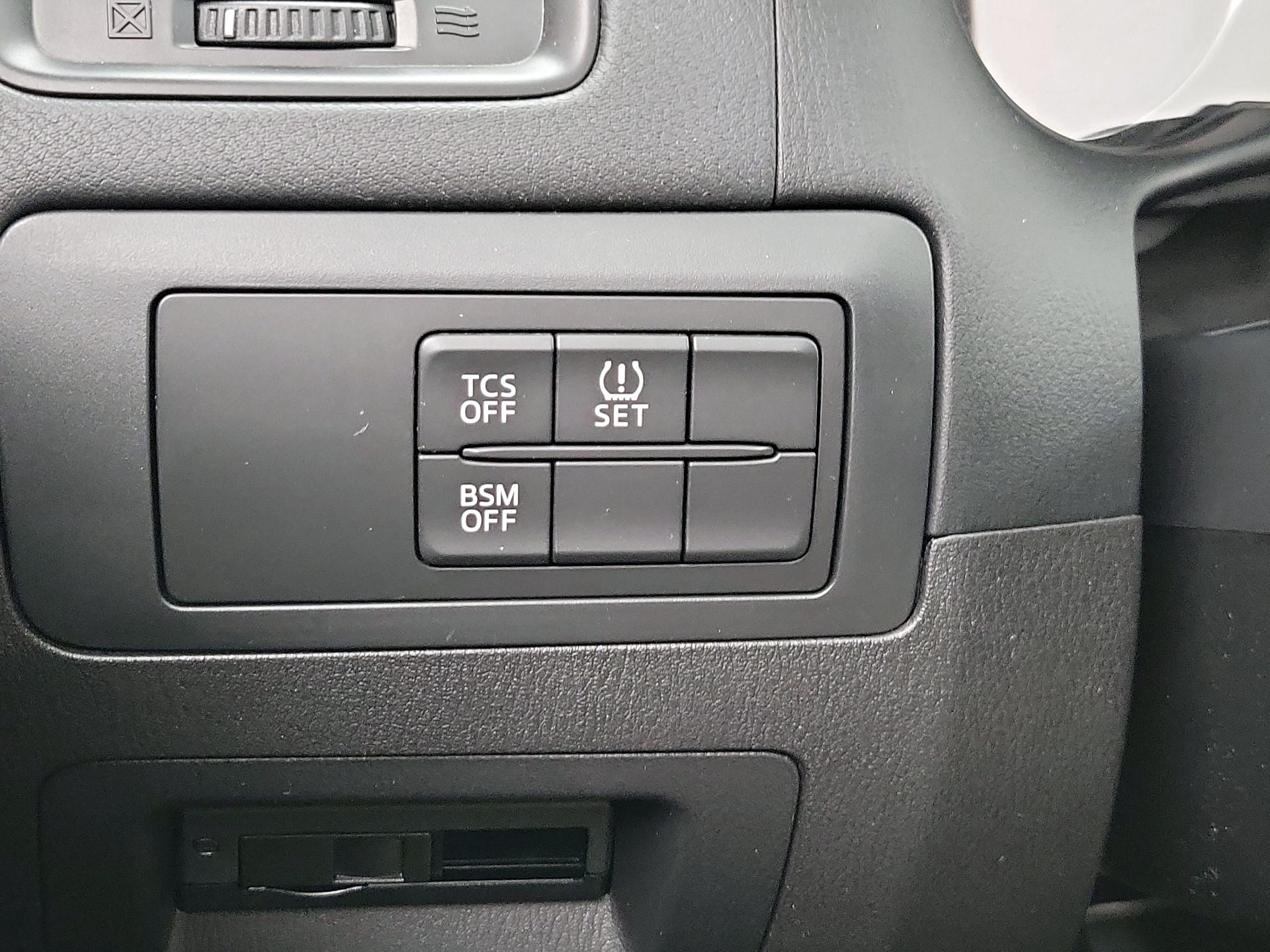 Thumbnail: 2014 Mazda CX-5 - 13