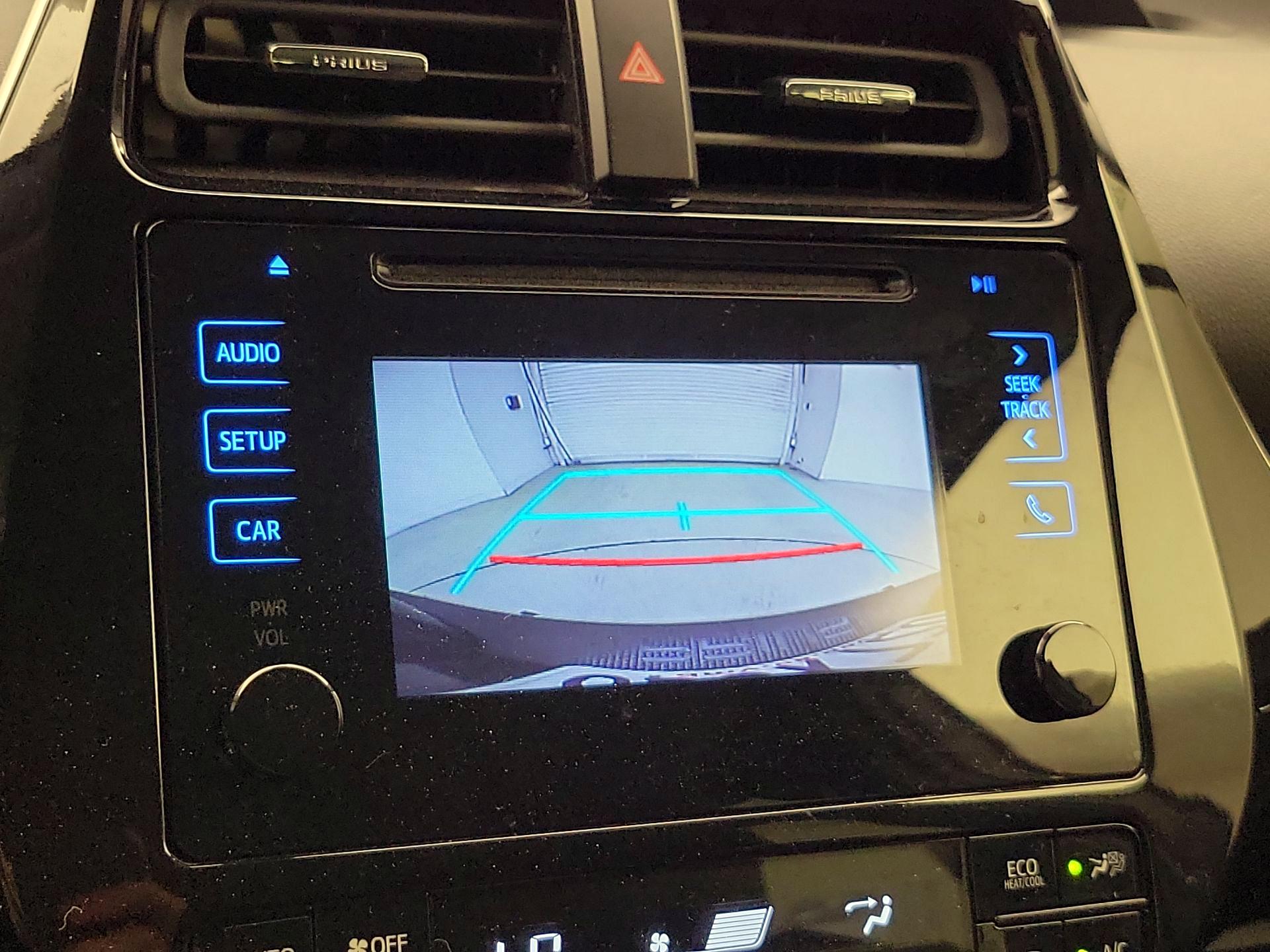 Thumbnail: 2018 Toyota Prius - 14