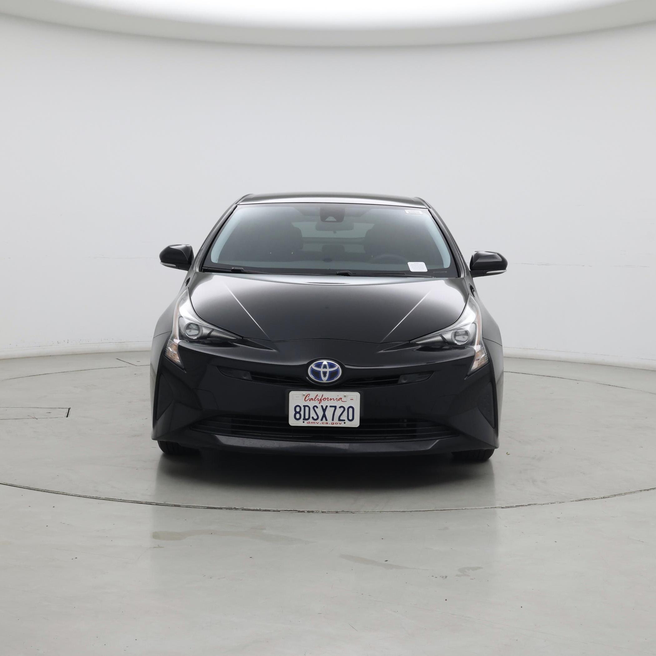 Thumbnail: 2018 Toyota Prius - 5