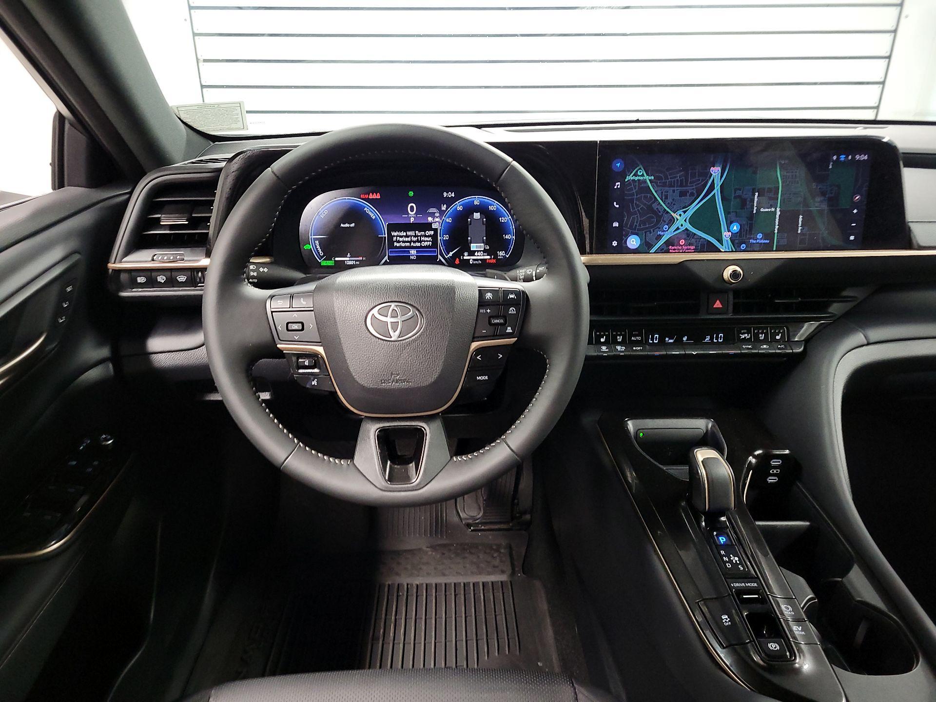 Thumbnail: 2025 Toyota Crown Signia - 10