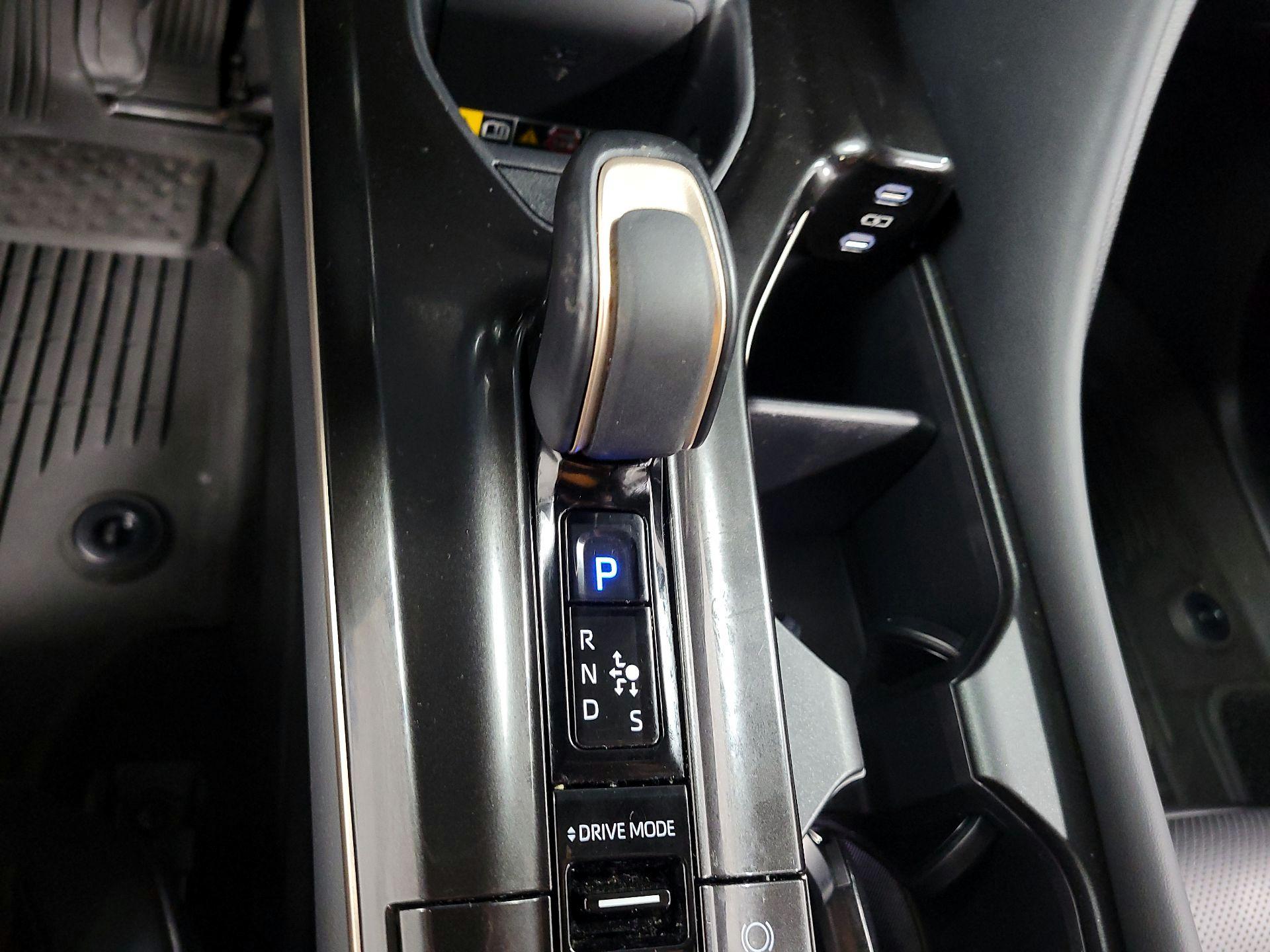 Thumbnail: 2025 Toyota Crown Signia - 16