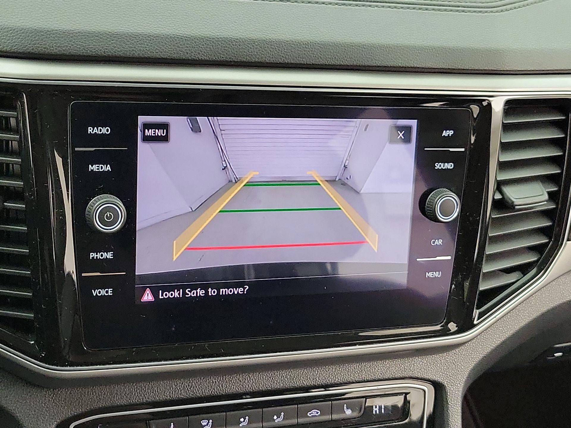 Thumbnail: 2018 Volkswagen Atlas - 14