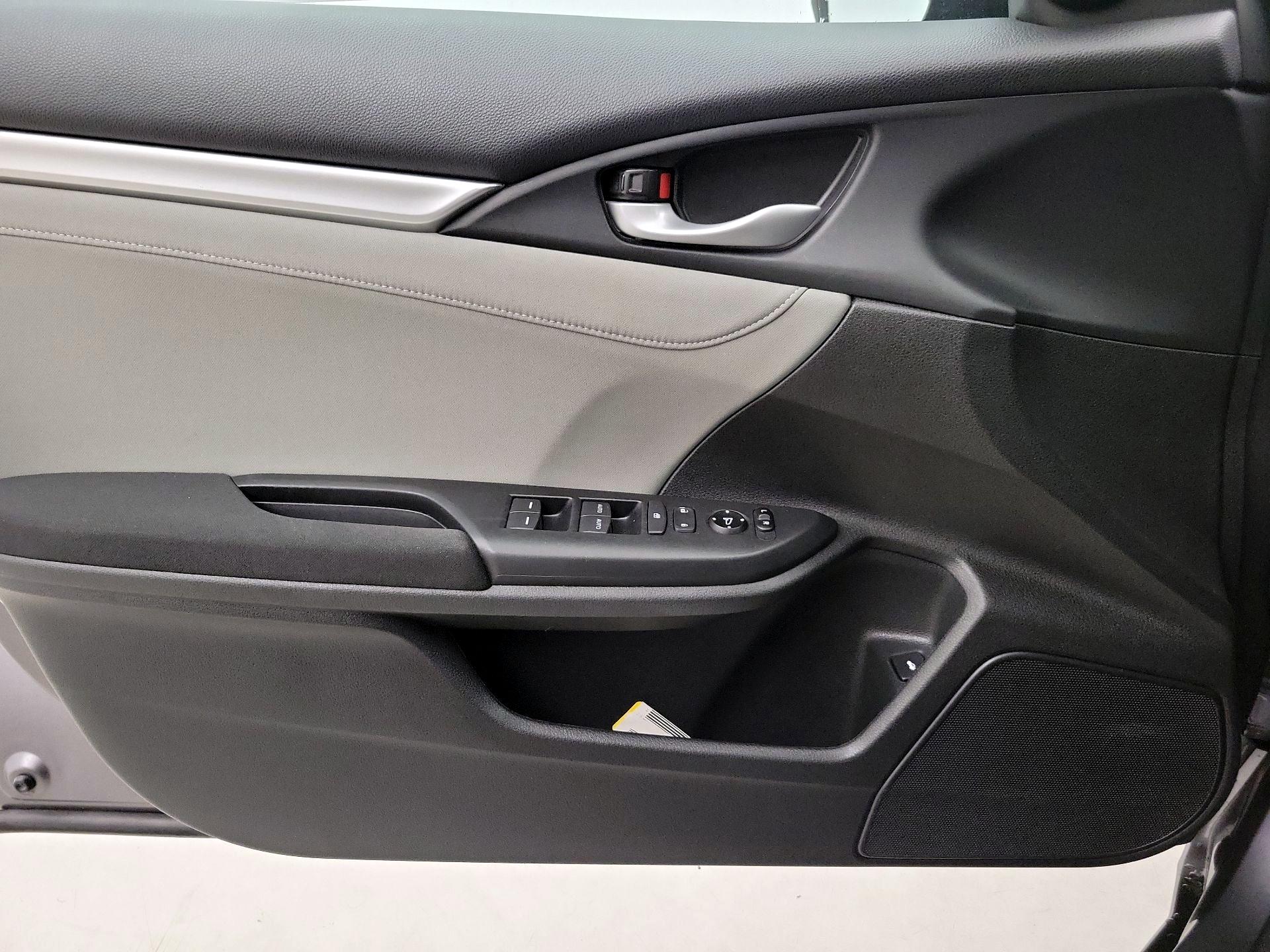 Thumbnail: 2019 Honda Civic - 12