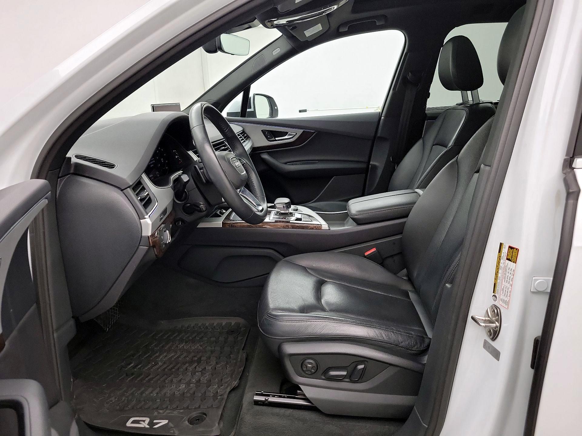 Thumbnail: 2019 Audi Q7 - 11