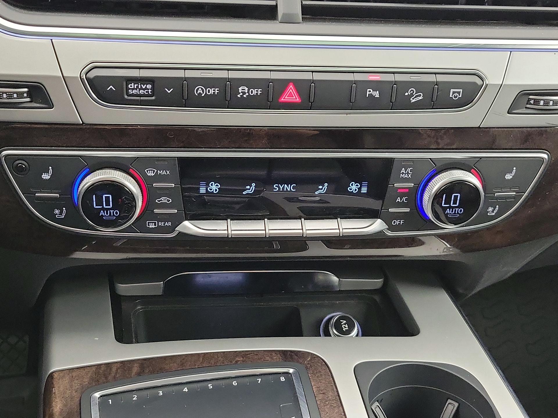 Thumbnail: 2019 Audi Q7 - 17