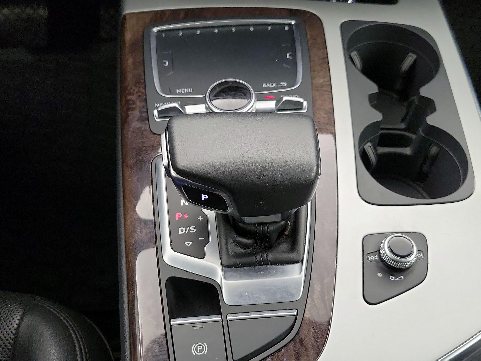 Thumbnail: 2019 Audi Q7 - 18