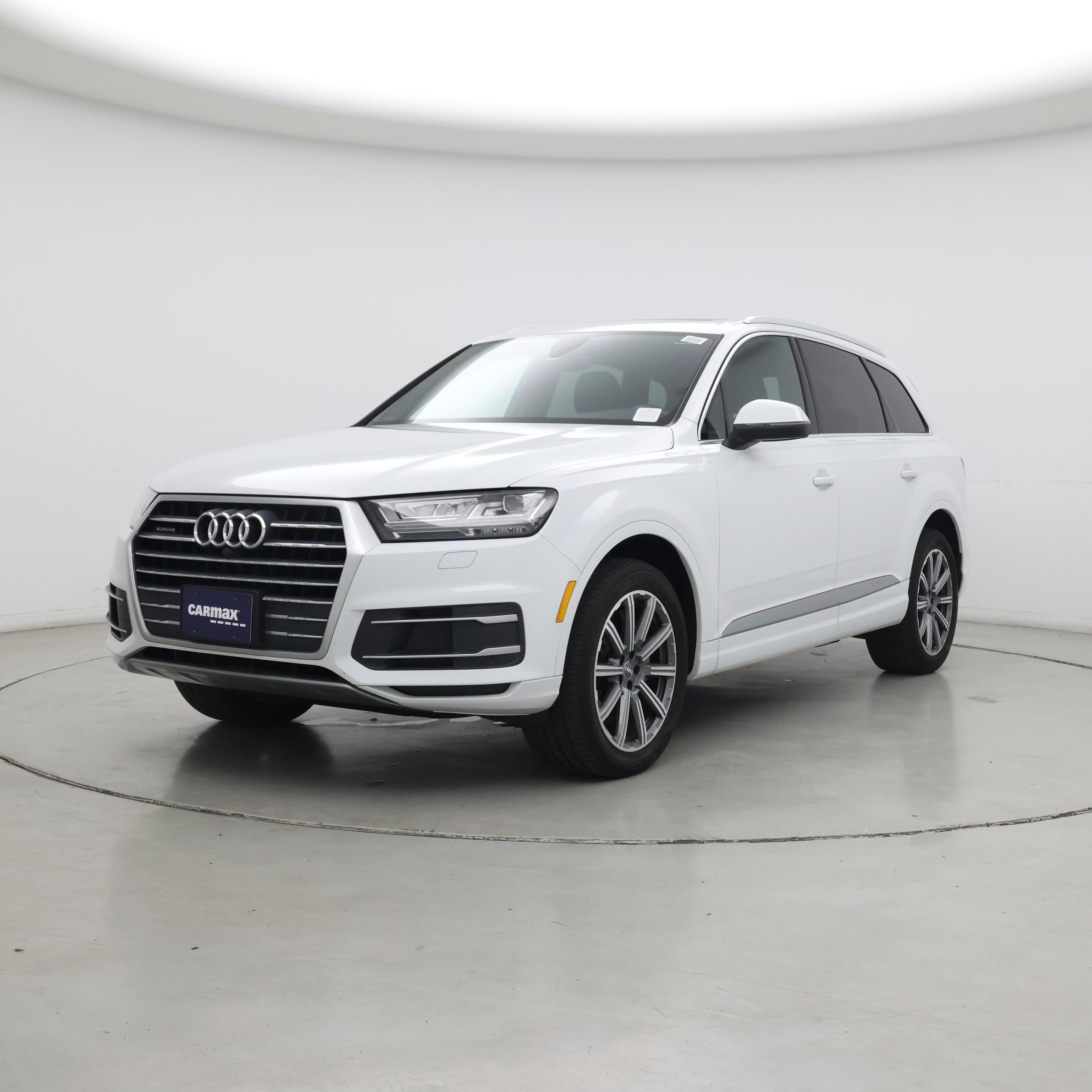 Thumbnail: 2019 Audi Q7 - 4