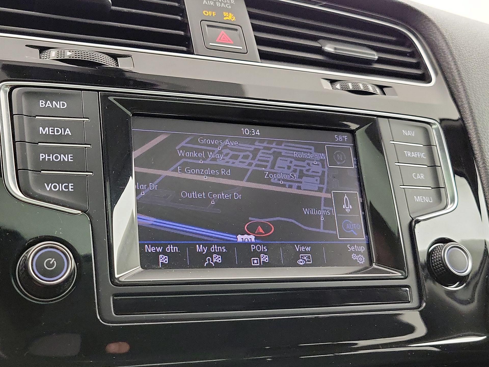 Thumbnail: 2015 Volkswagen Golf - 14