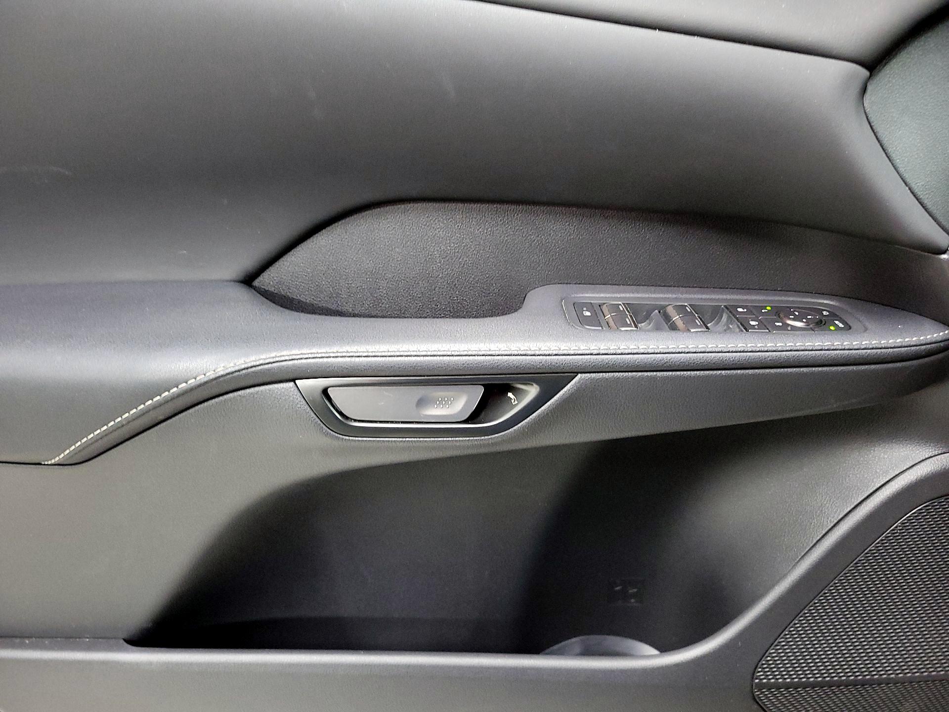 Thumbnail: 2023 Lexus RX - 10