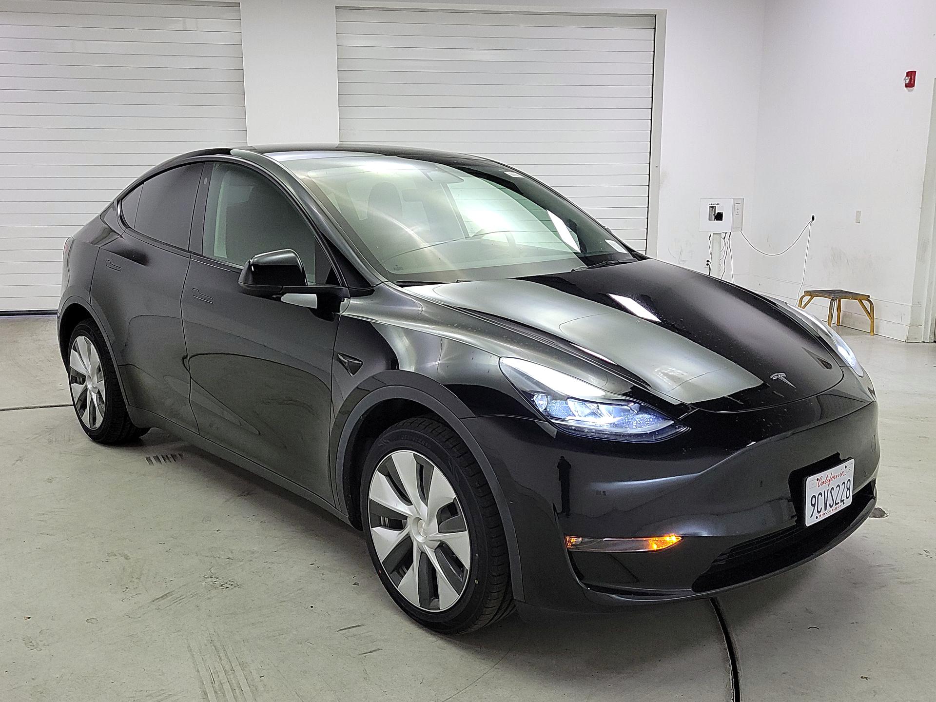 Thumbnail: 2022 Tesla Model Y - 1