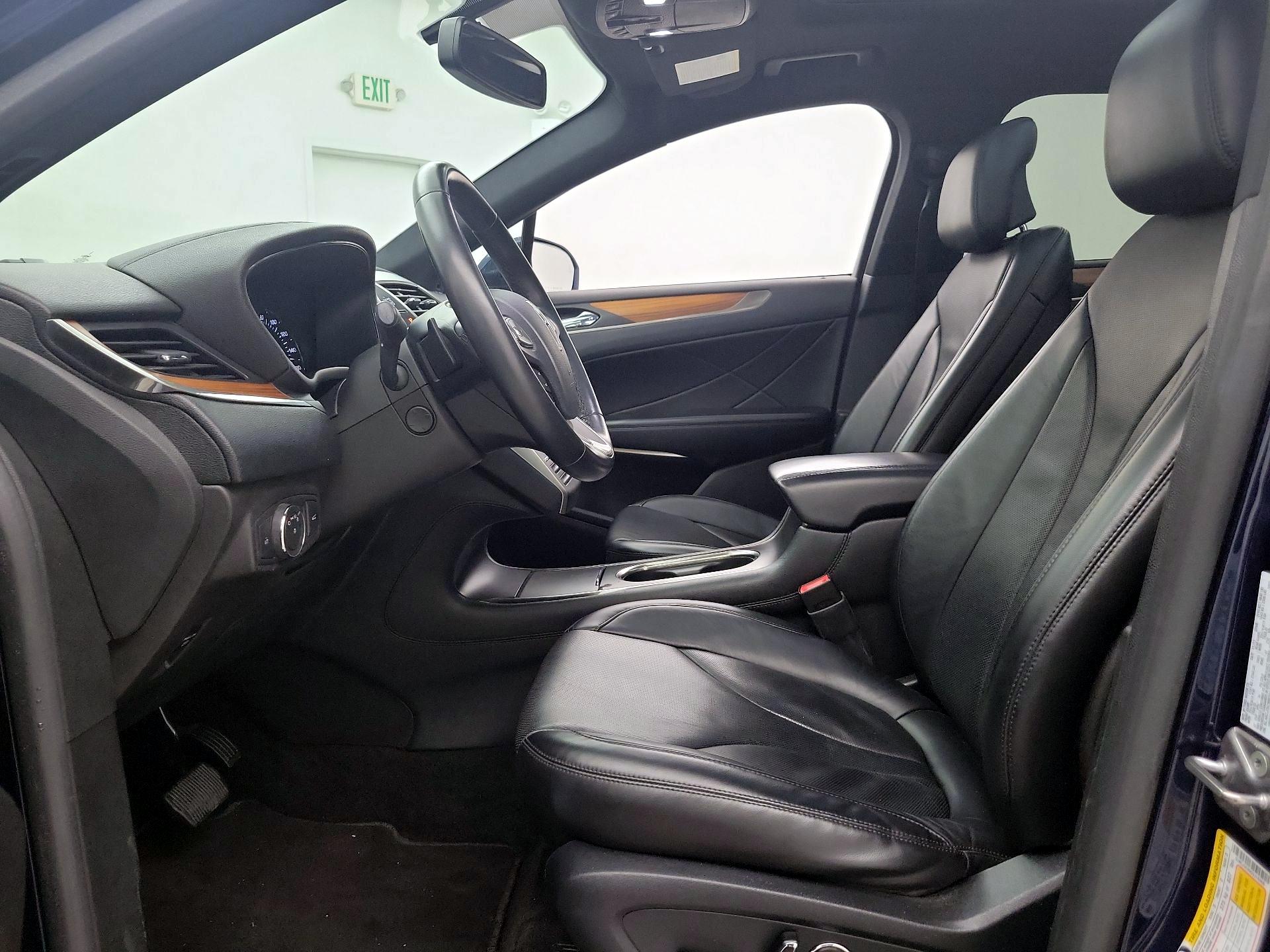 Thumbnail: 2016 Lincoln MKC - 11