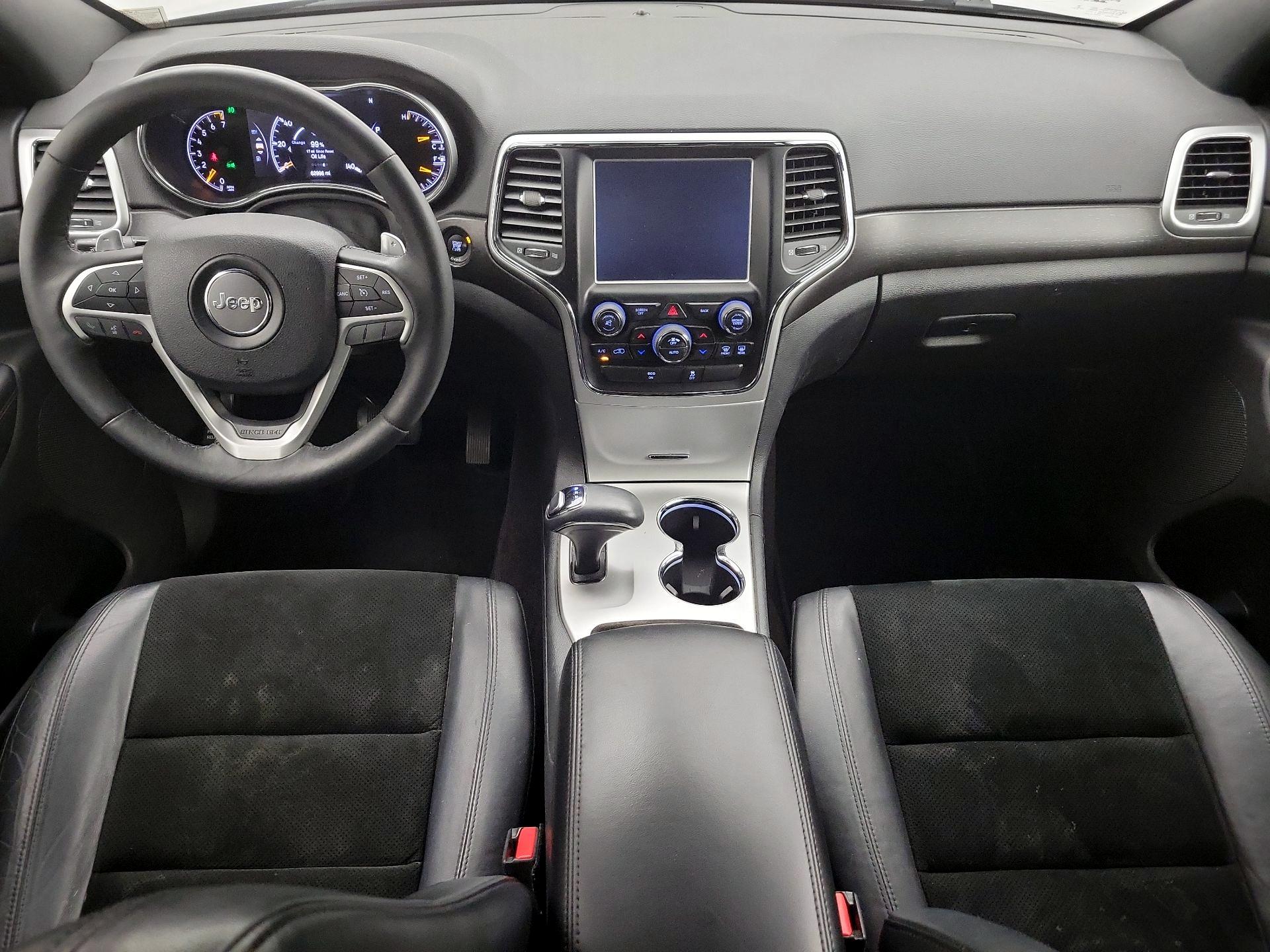 Thumbnail: 2015 Jeep Grand Cherokee - 9