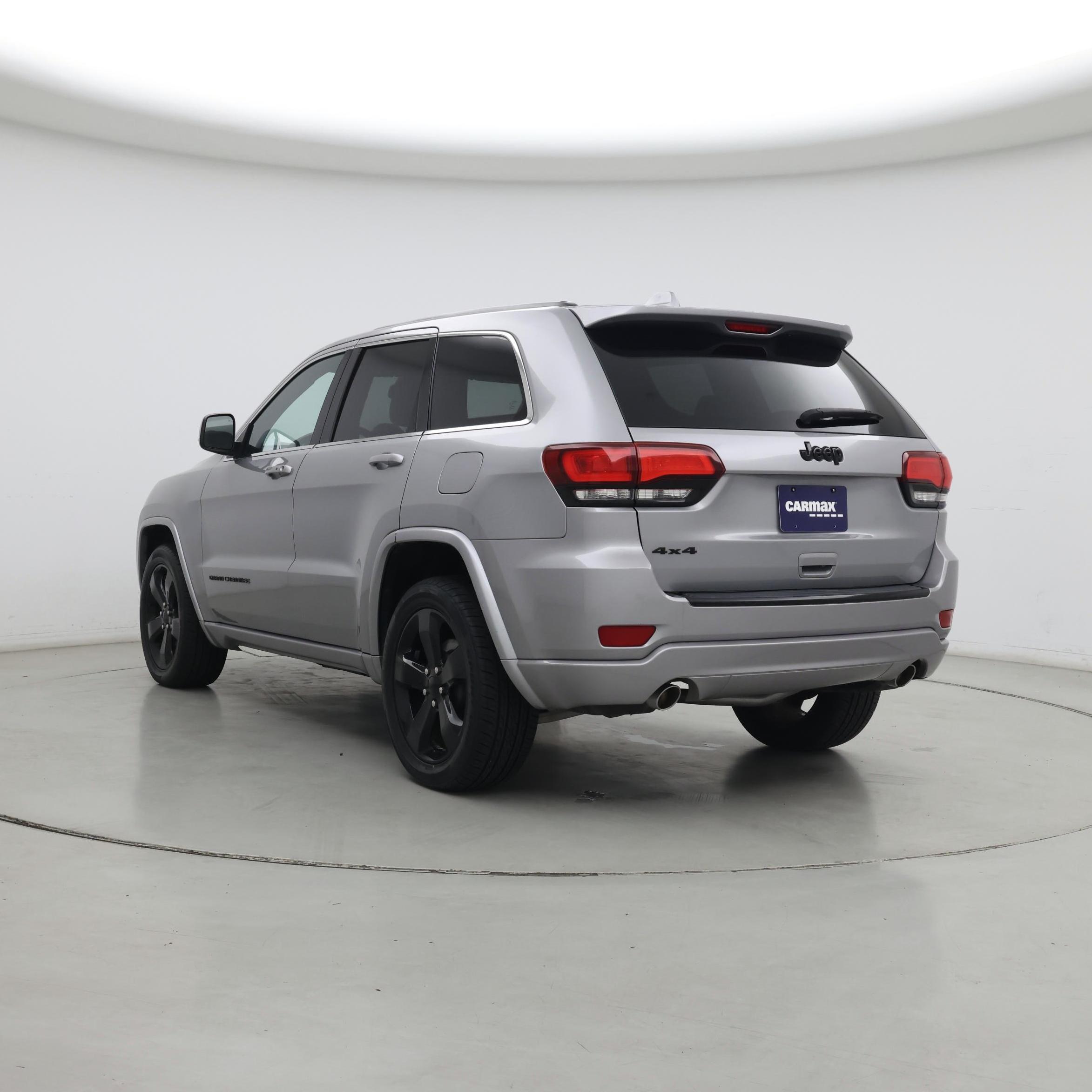 Thumbnail: 2015 Jeep Grand Cherokee - 2