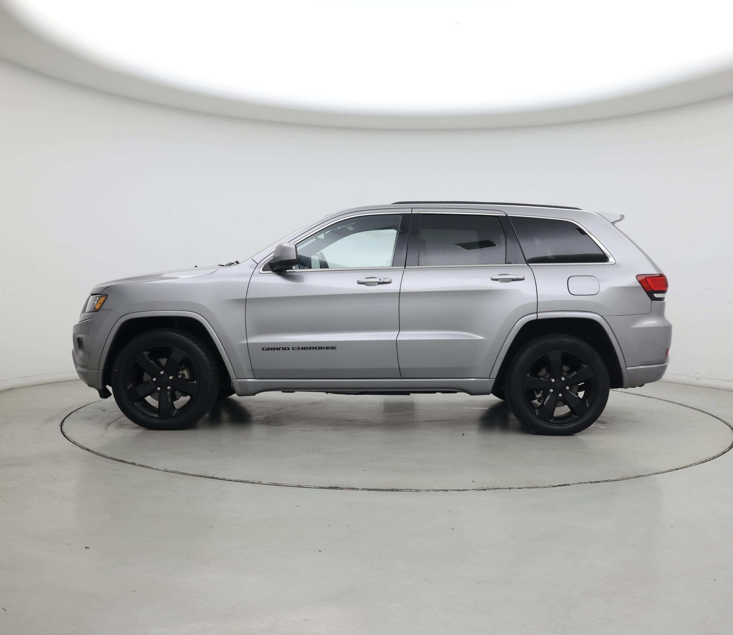 Thumbnail: 2015 Jeep Grand Cherokee - 3
