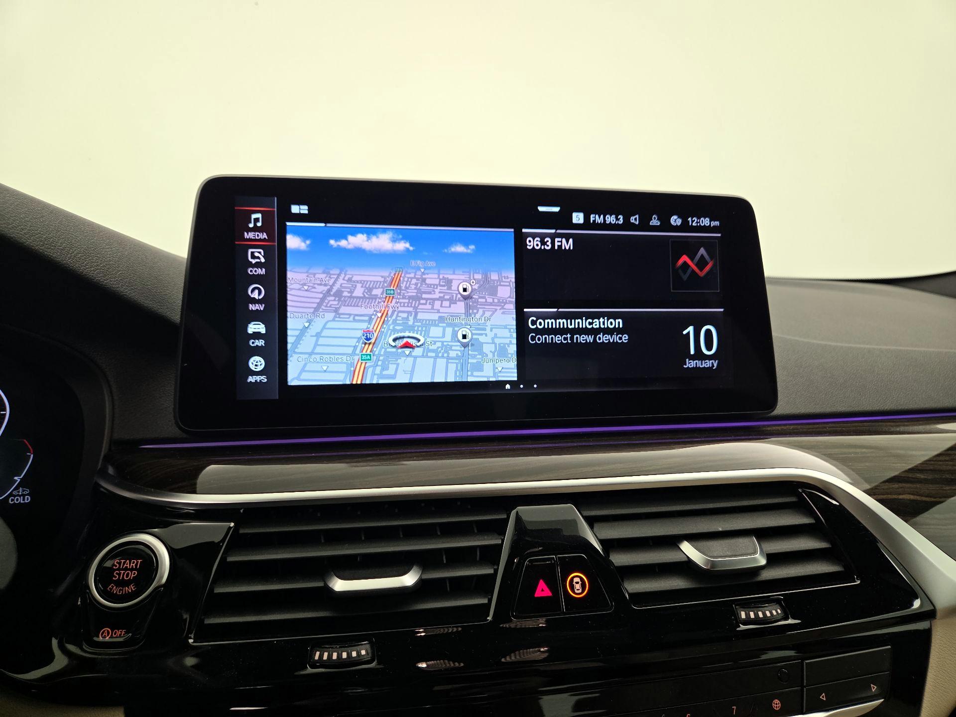 Thumbnail: 2021 BMW 5 Series - 14