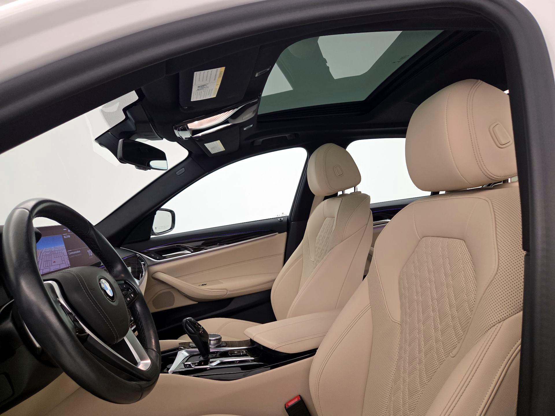 Thumbnail: 2021 BMW 5 Series - 19