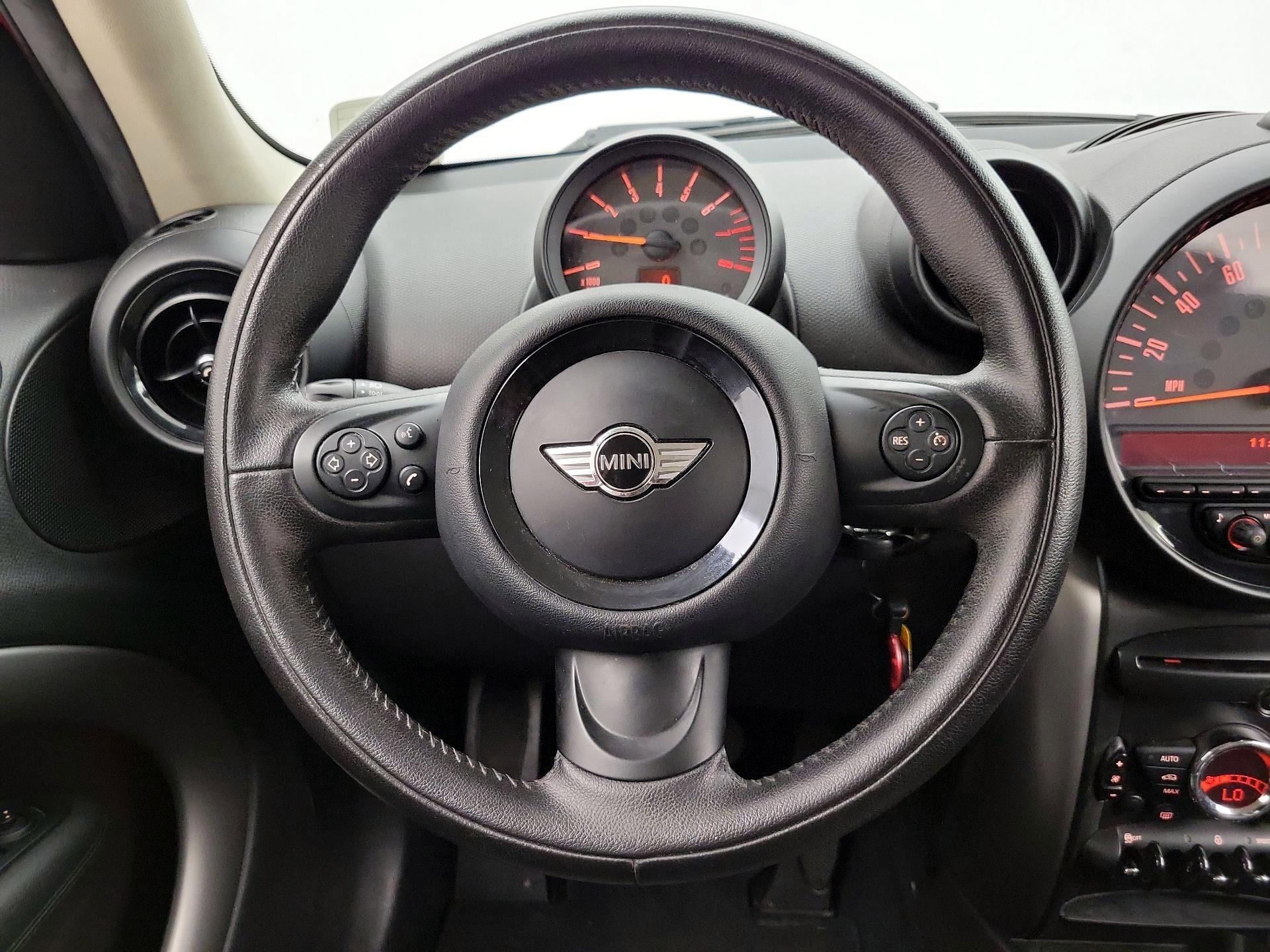 Thumbnail: 2016 MINI Cooper Countryman - 10