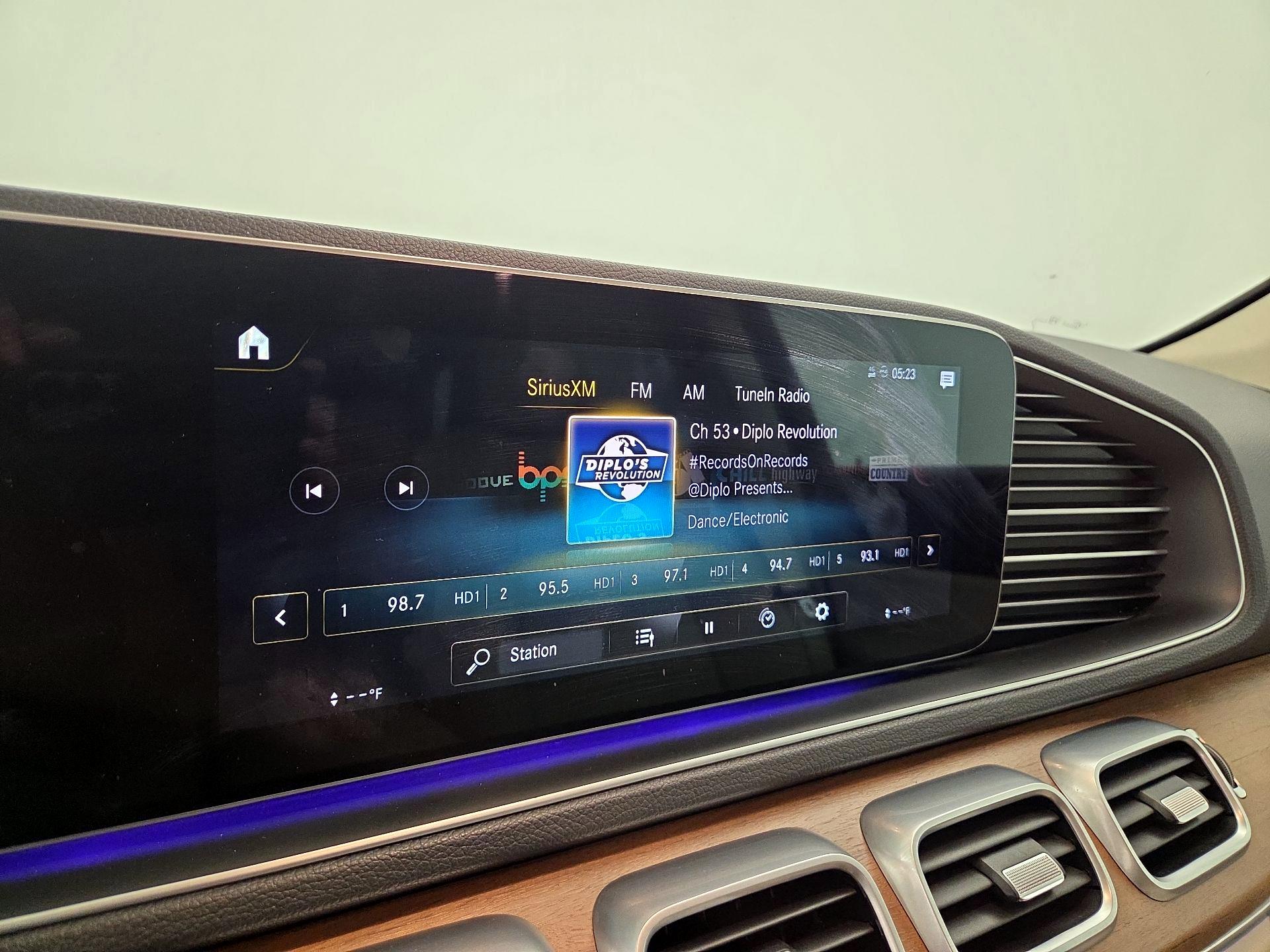 Thumbnail: 2022 Mercedes-Benz GLE - 16