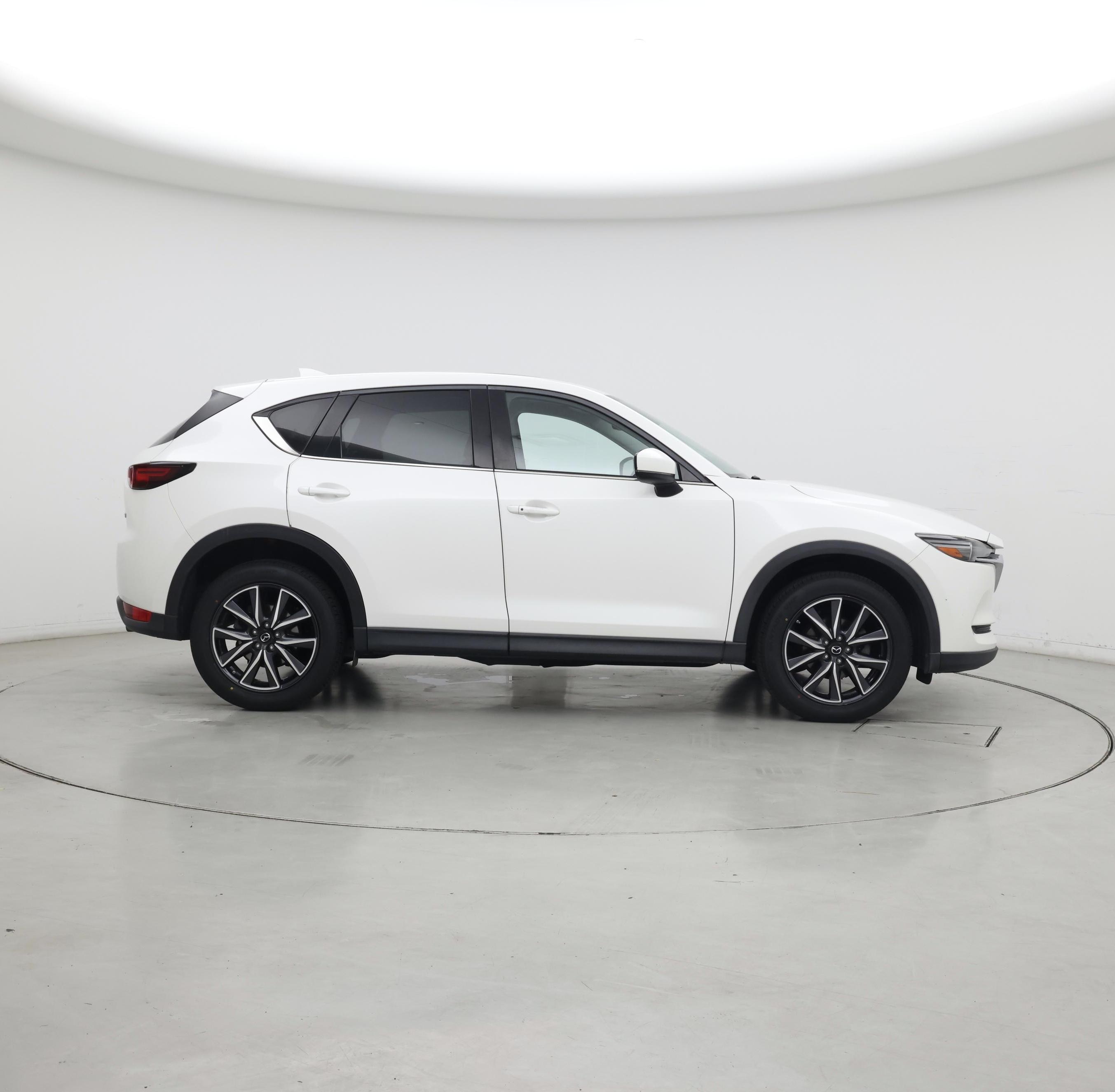 Thumbnail: 2017 Mazda CX-5 - 7