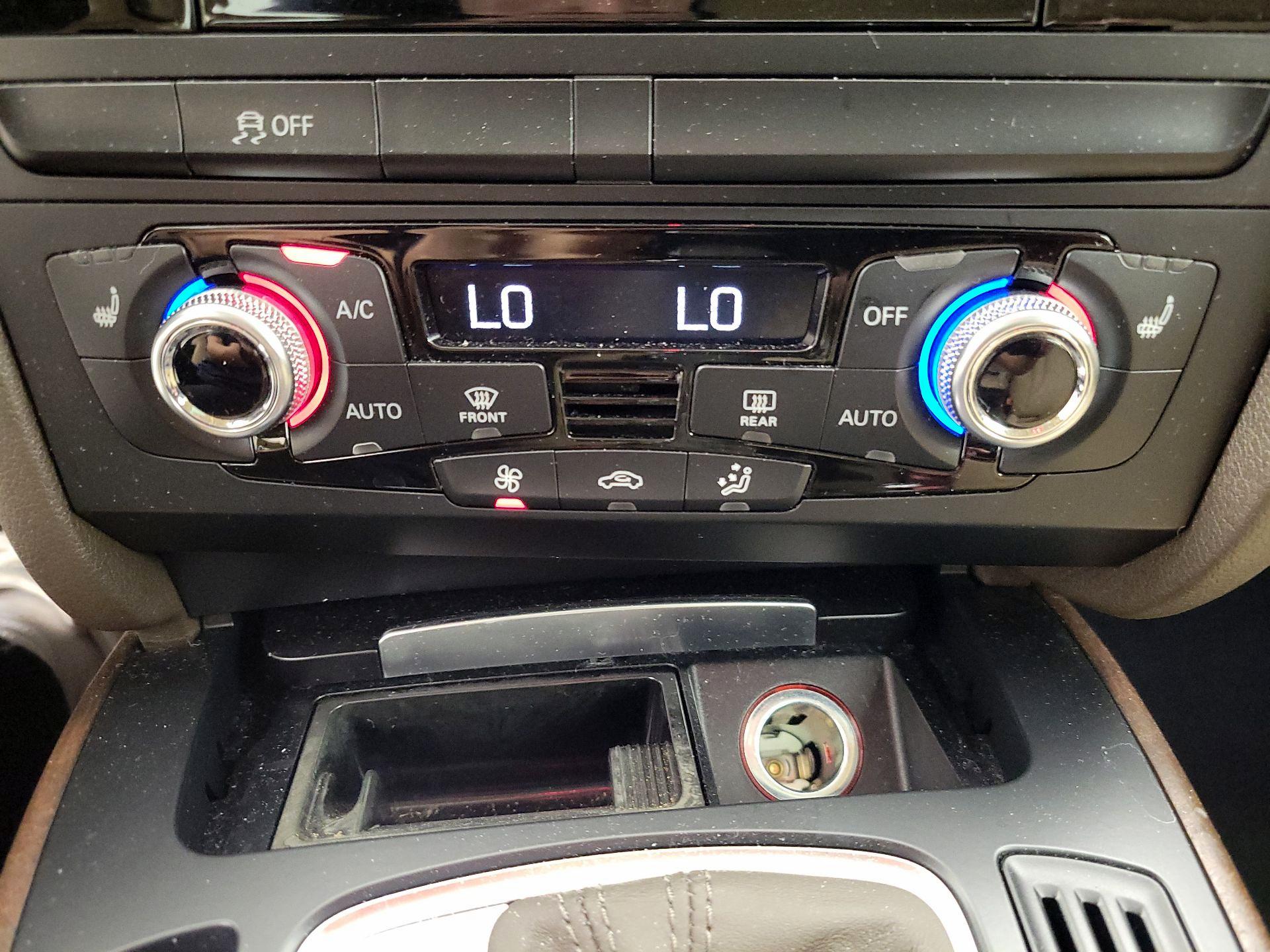 Thumbnail: 2015 Audi A4 - 17