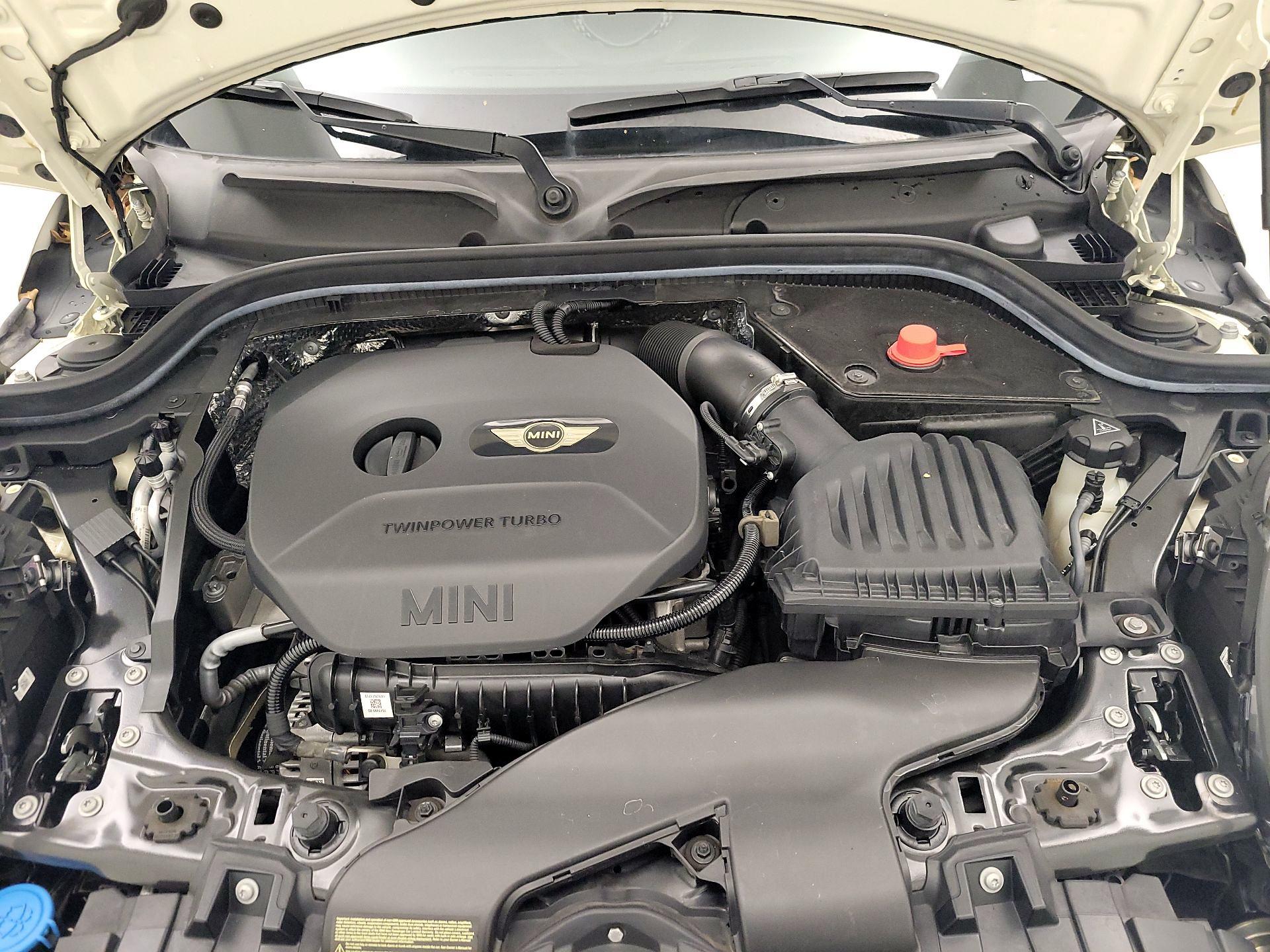 Thumbnail: 2015 MINI Cooper Hardtop - 20