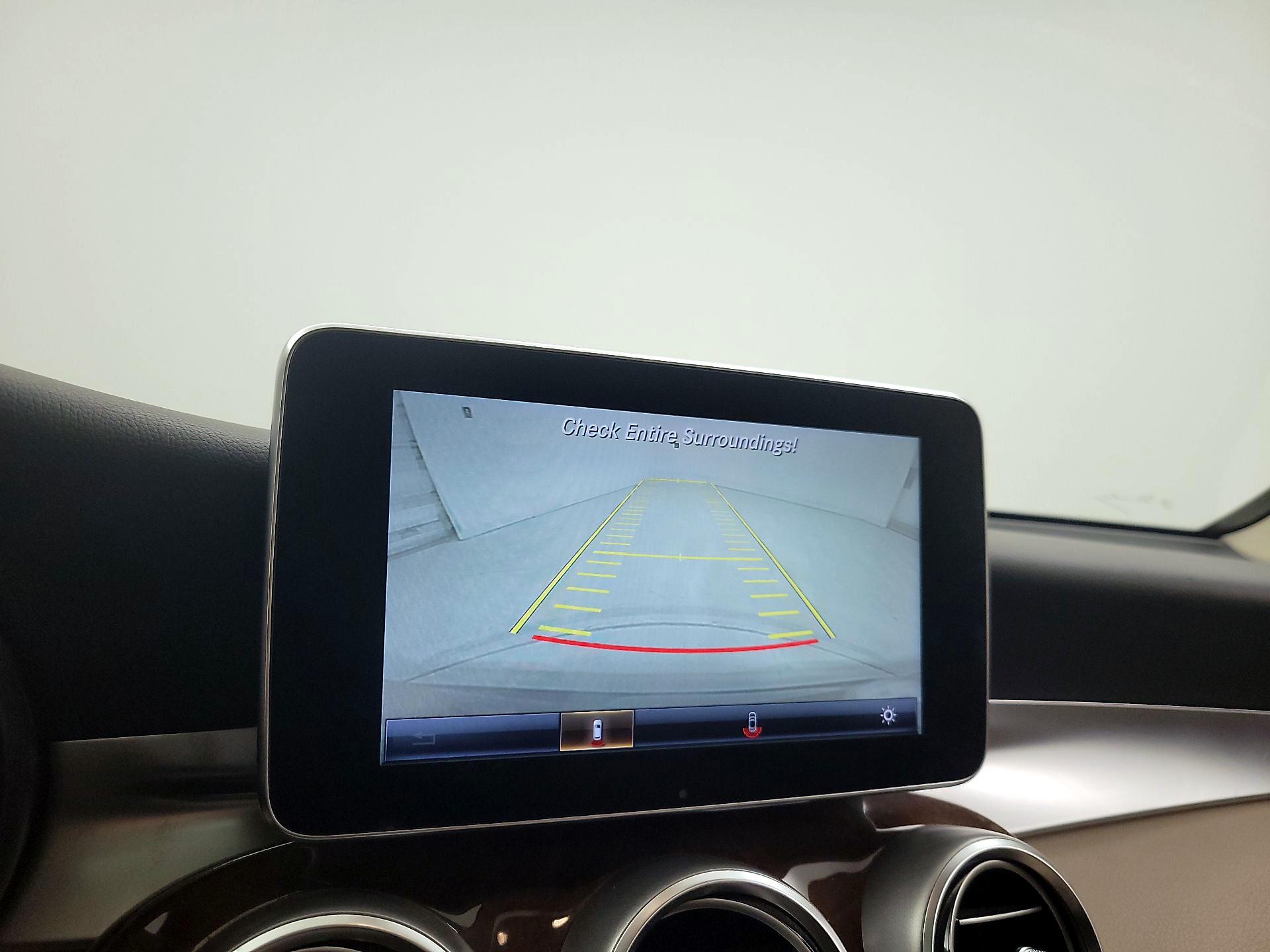 Thumbnail: 2016 Mercedes-Benz GLC - 14