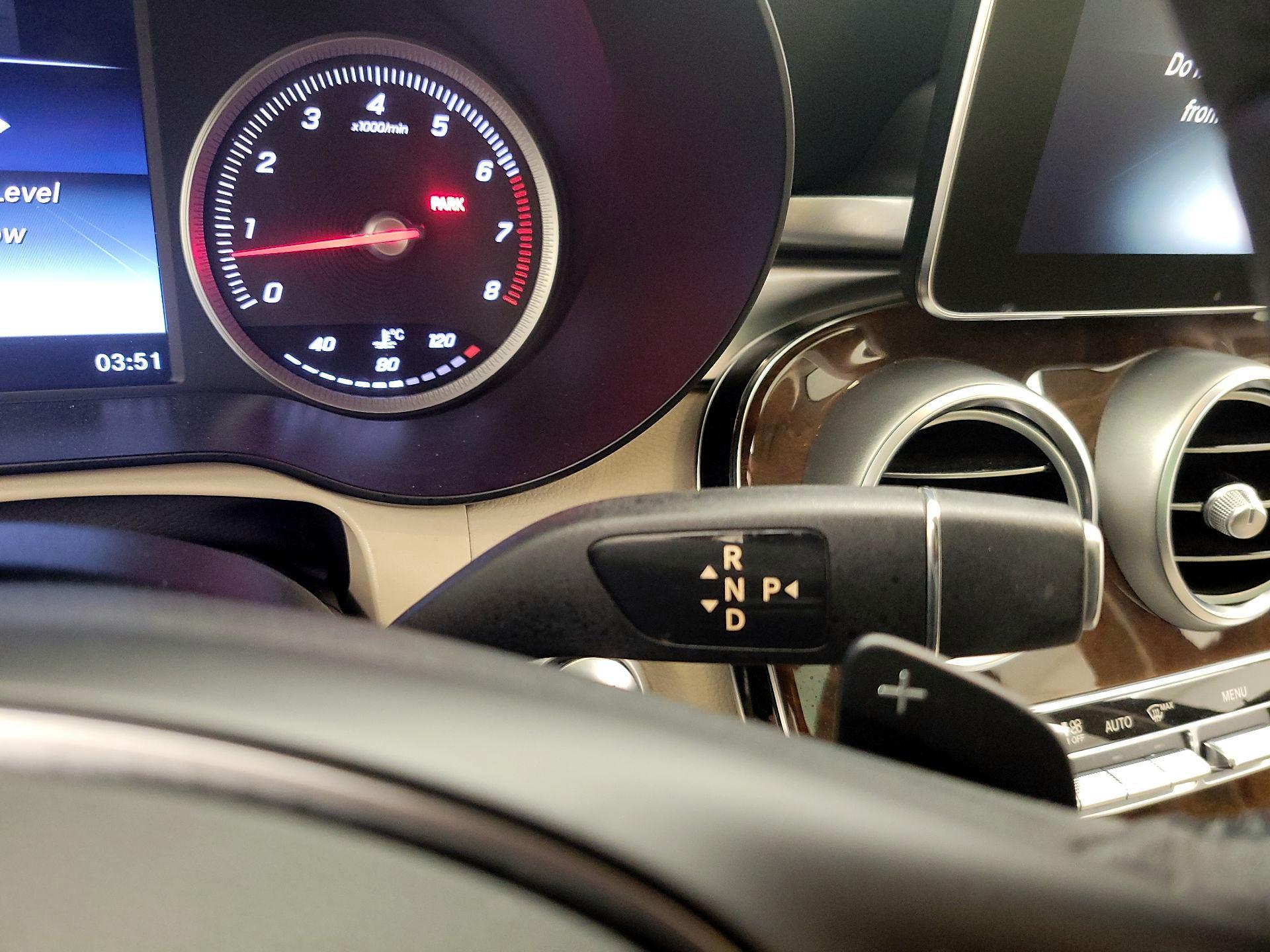 Thumbnail: 2016 Mercedes-Benz GLC - 17