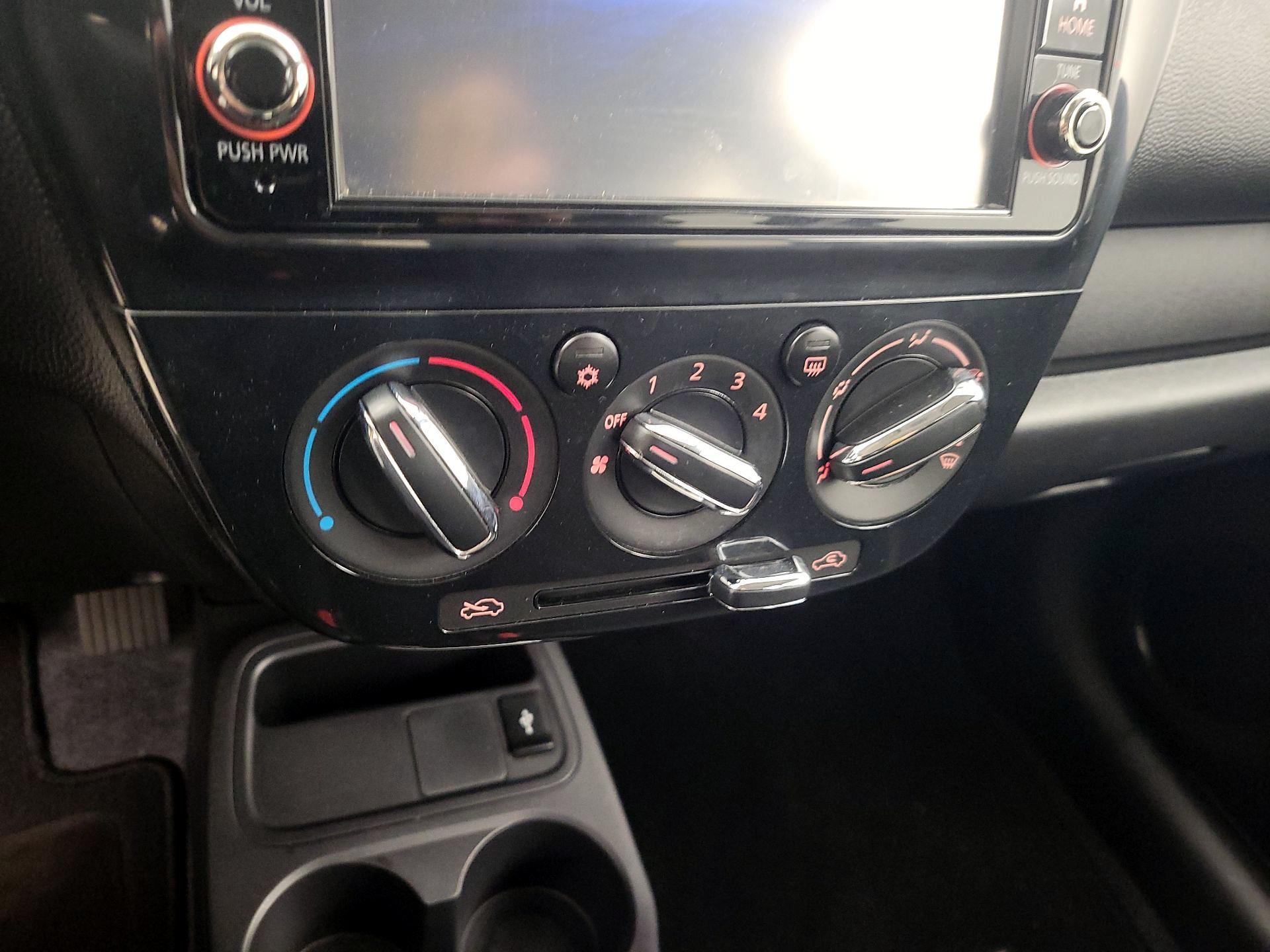 Thumbnail: 2018 Mitsubishi Mirage G4 - 16