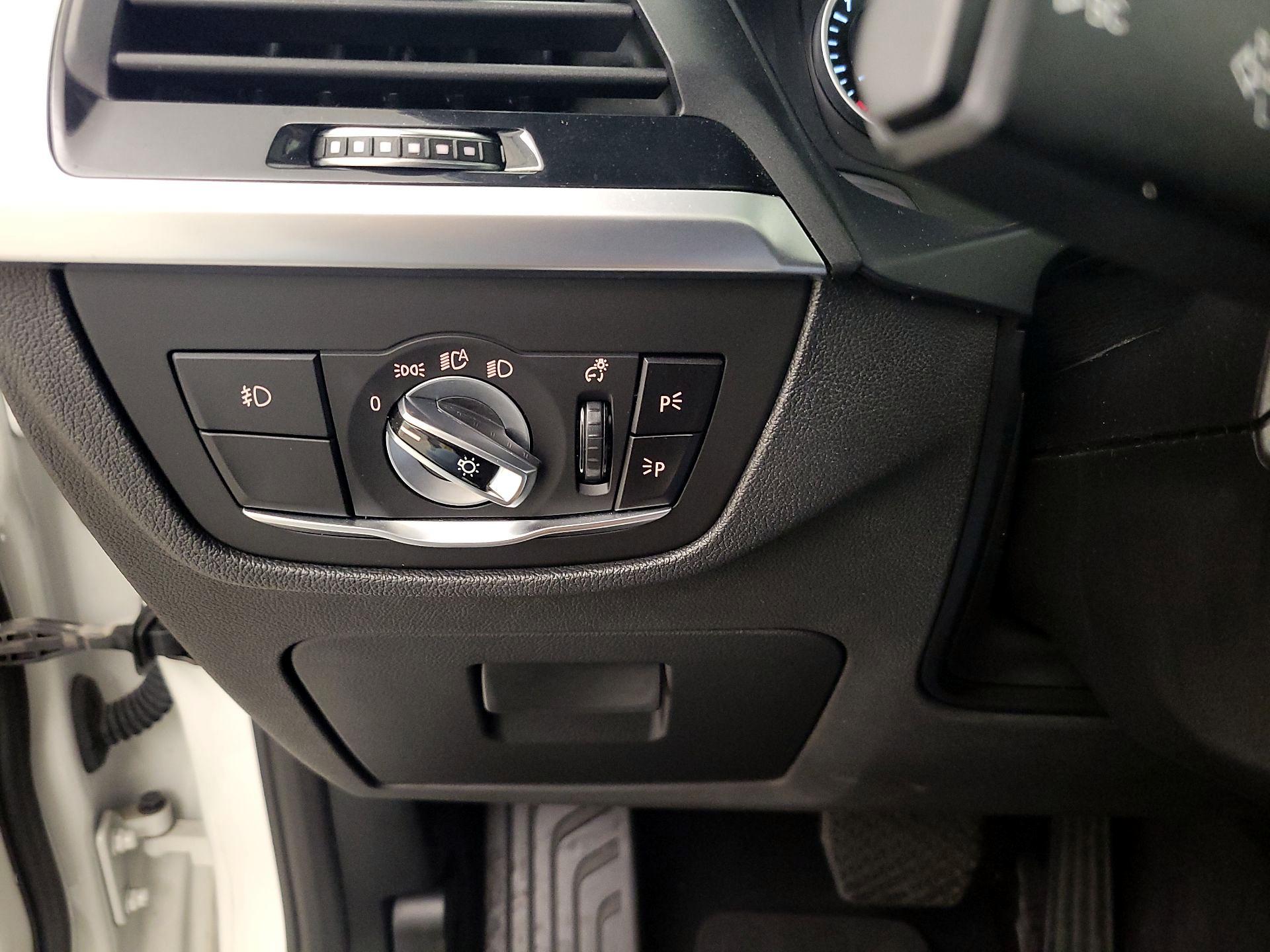 Thumbnail: 2019 BMW X3 - 13