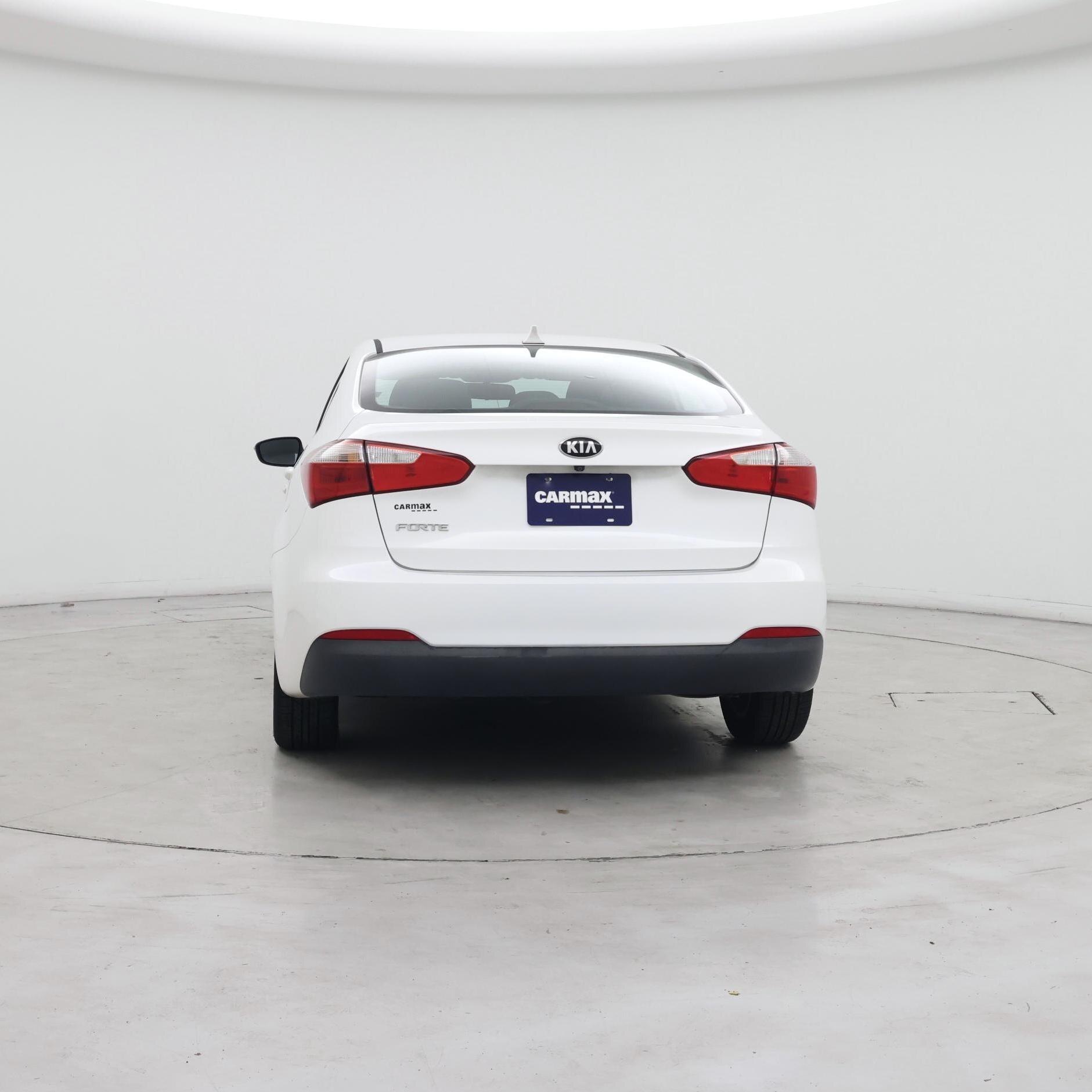 Thumbnail: 2016 Kia Forte - 6