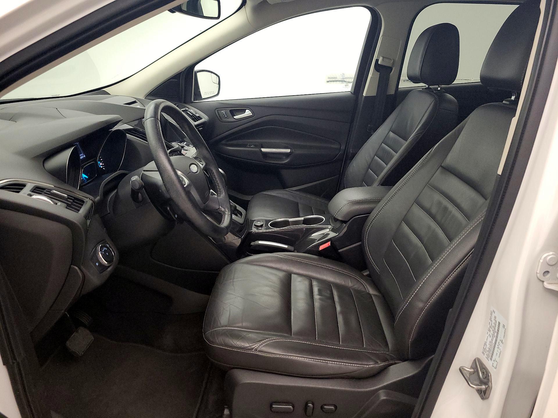 Thumbnail: 2015 Ford Escape - 11