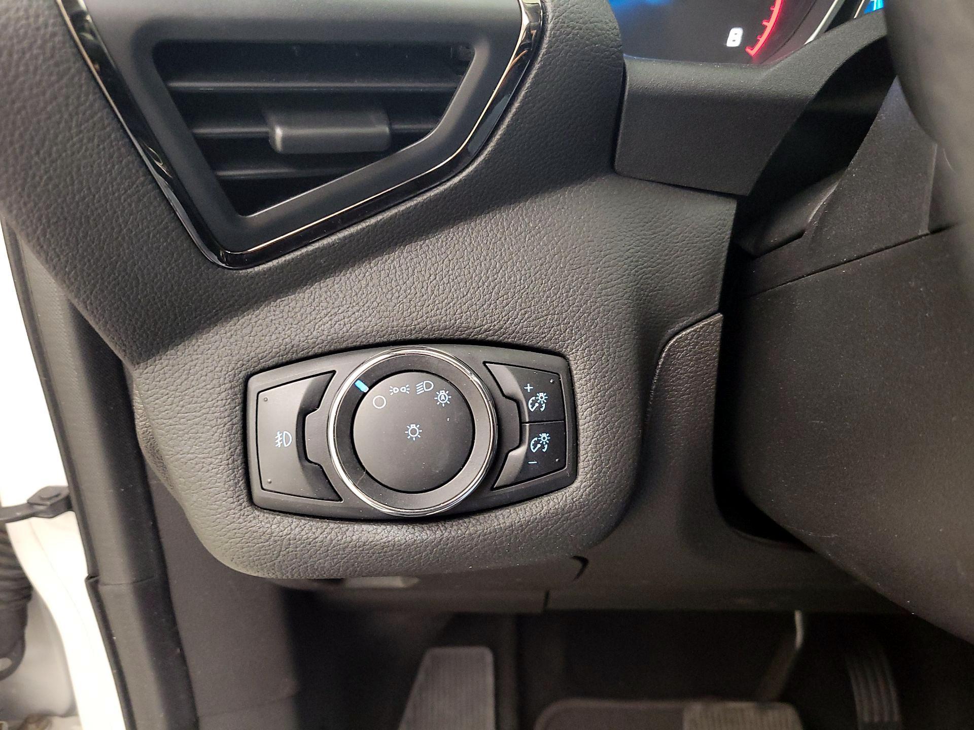 Thumbnail: 2015 Ford Escape - 13