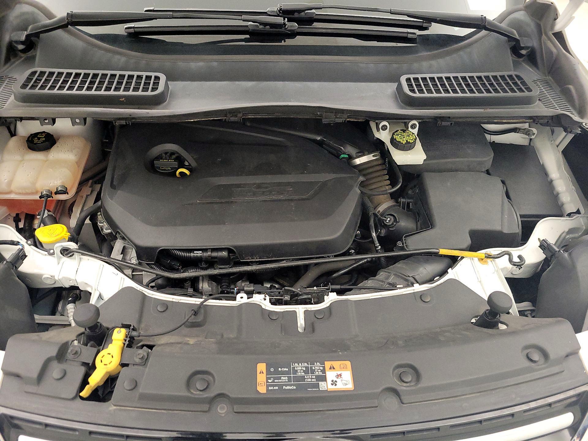 Thumbnail: 2015 Ford Escape - 20