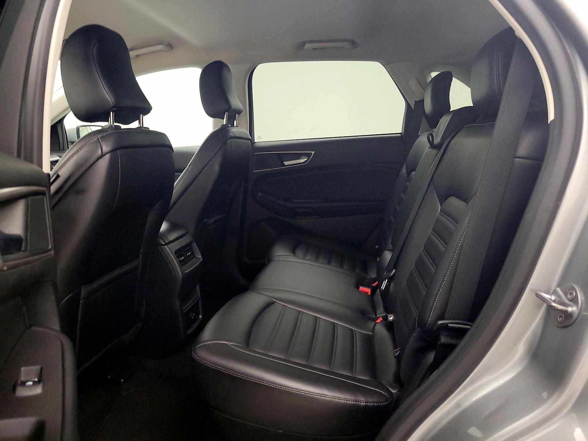 Thumbnail: 2022 Ford Edge - 19